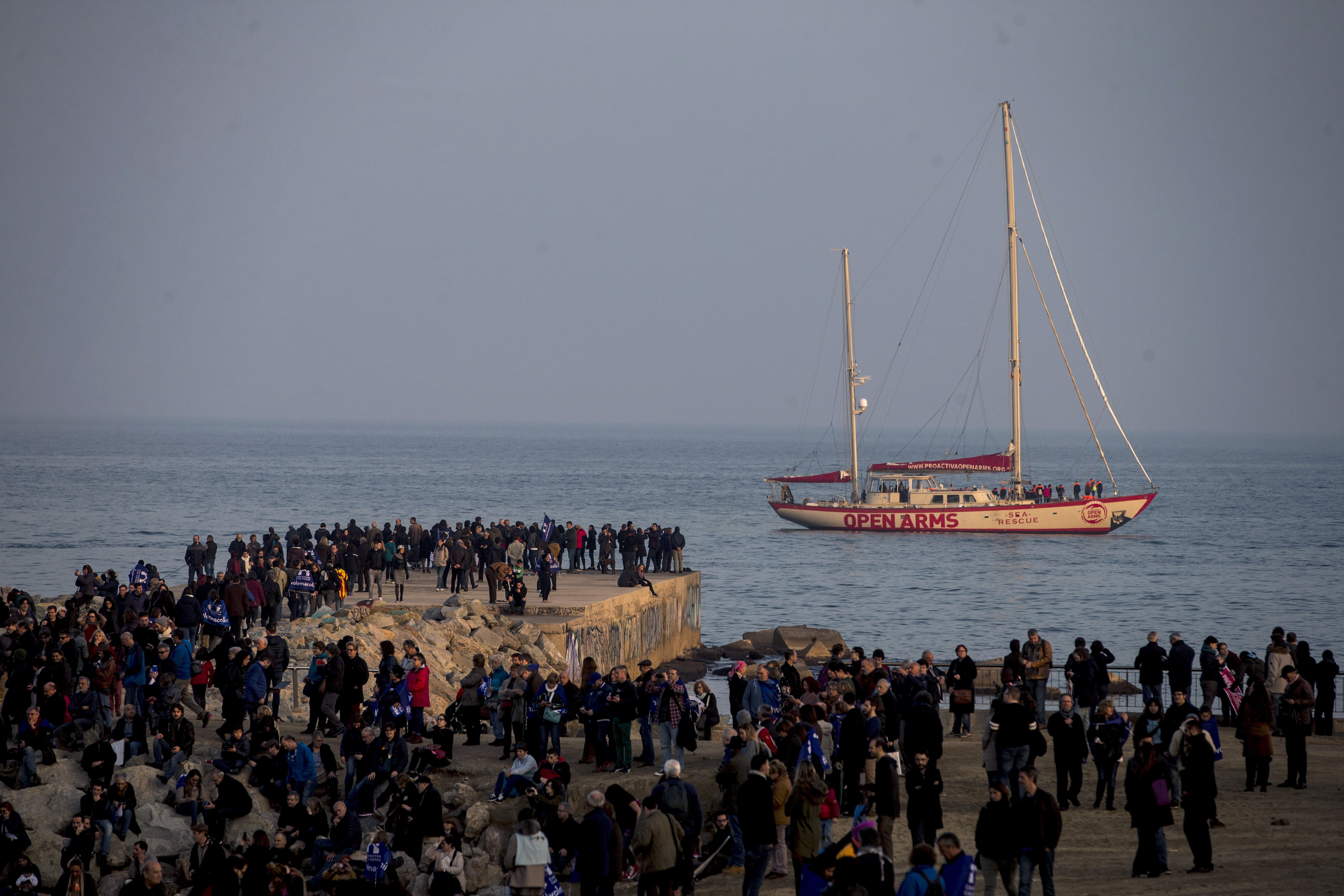 El Govern denuncia que el Estado envía refugiados a Catalunya sin avisar