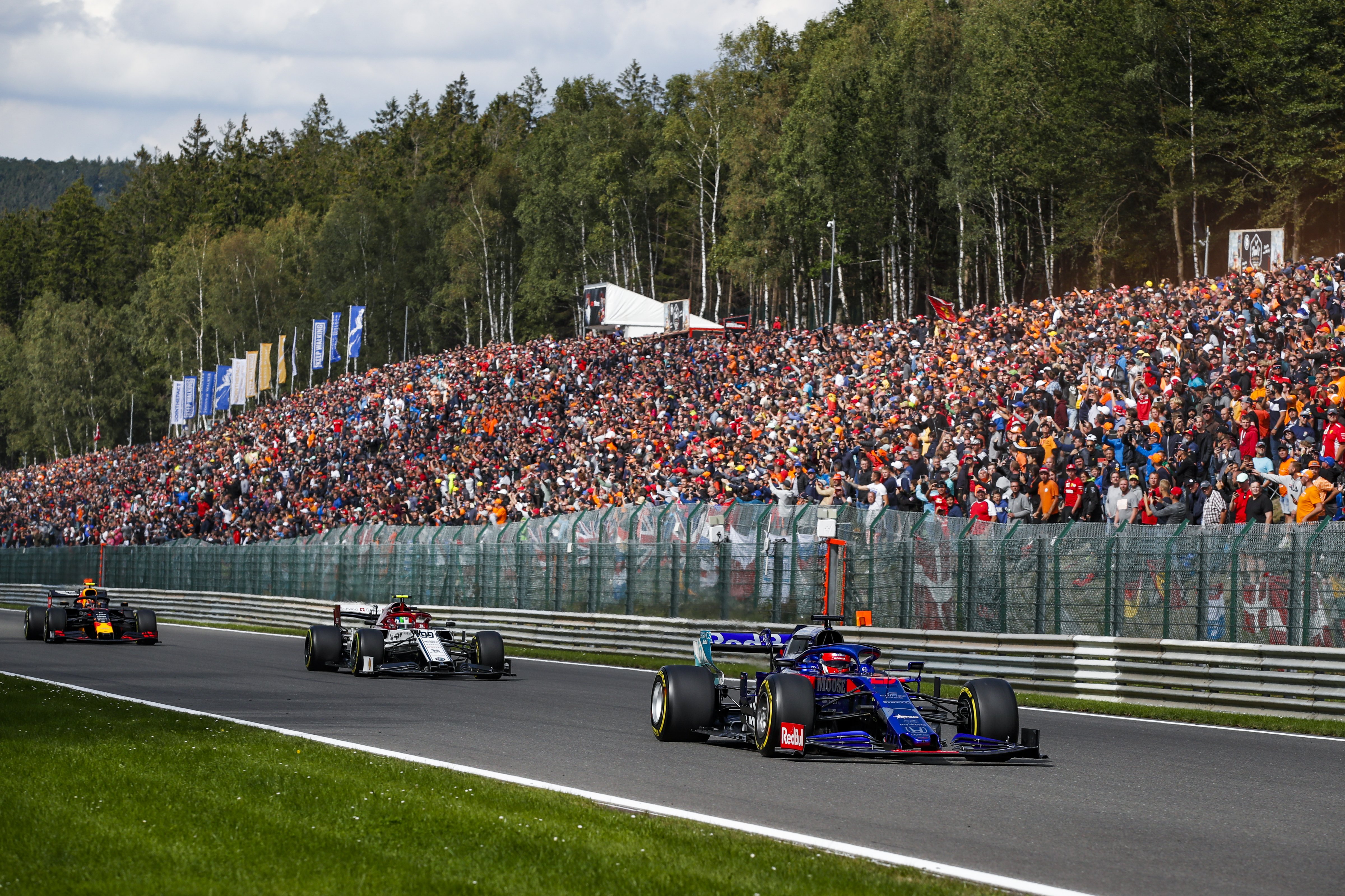 Problemes de la F1 a França i Bèlgica: prohibides les curses pel coronavirus