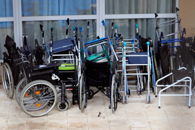 residència persones grans cadira rodes - EFE