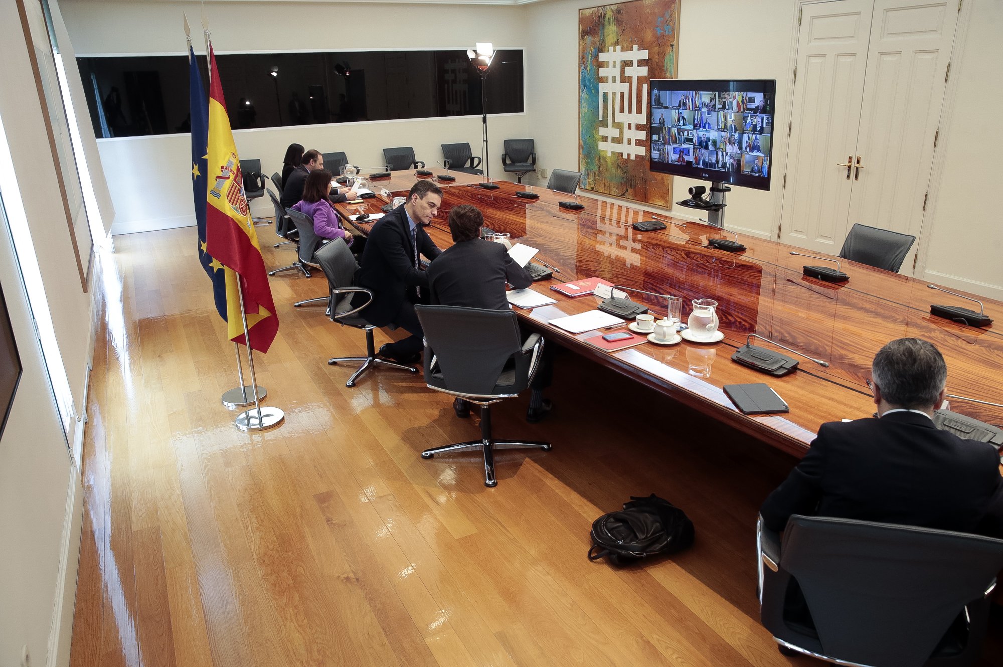Sánchez anuncia 14.000 milions més per a les comunitats, 8.500 en realitat