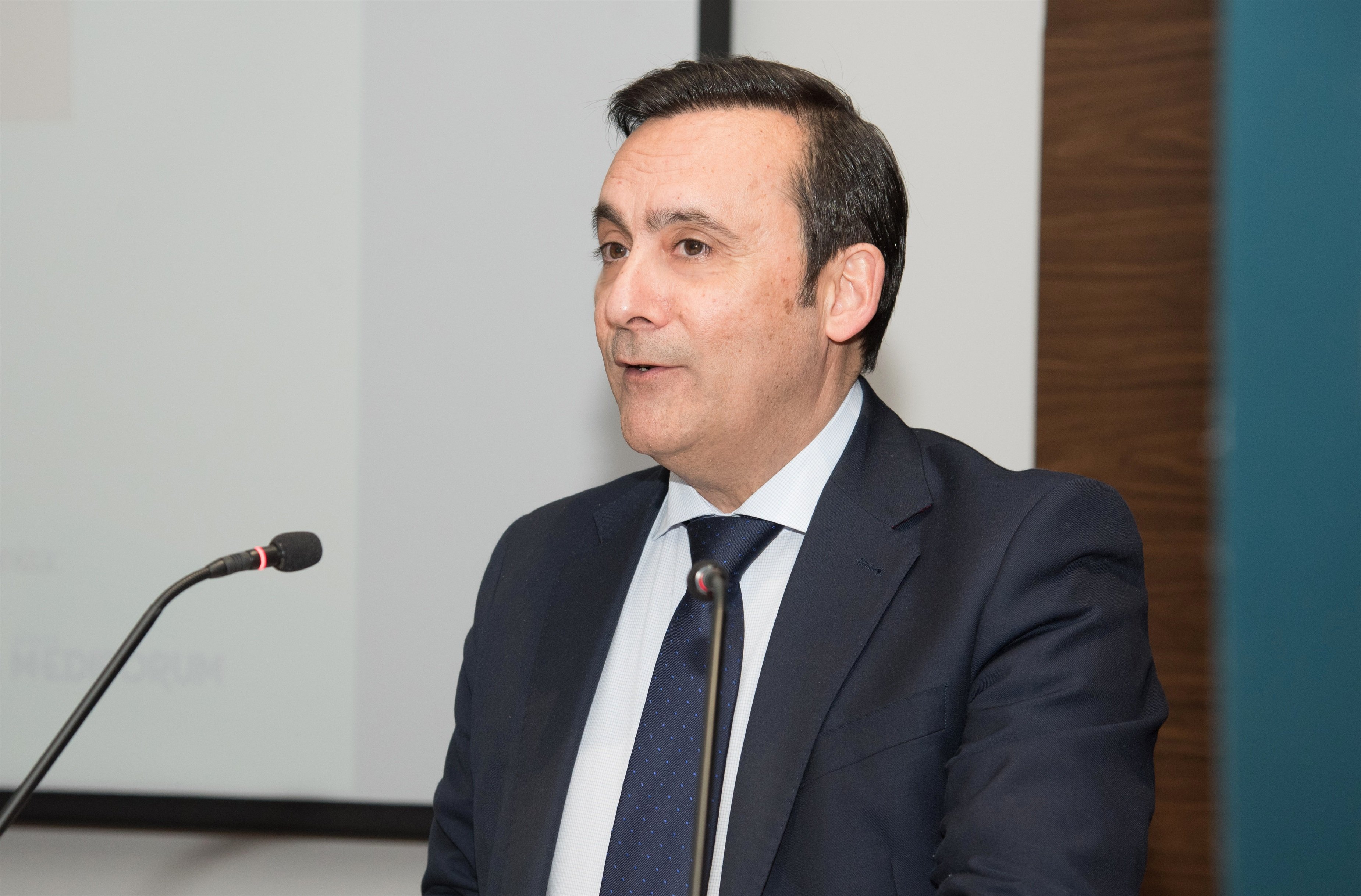 Cofares tanca una operació per distribuir fins a 180 milions de mascaretes