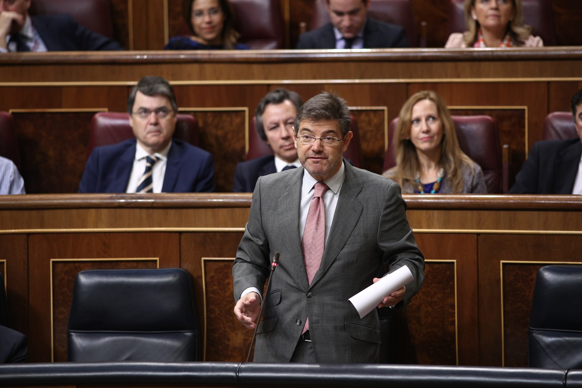 Las asociaciones de jueces y fiscales piden la dimisión de Catalá