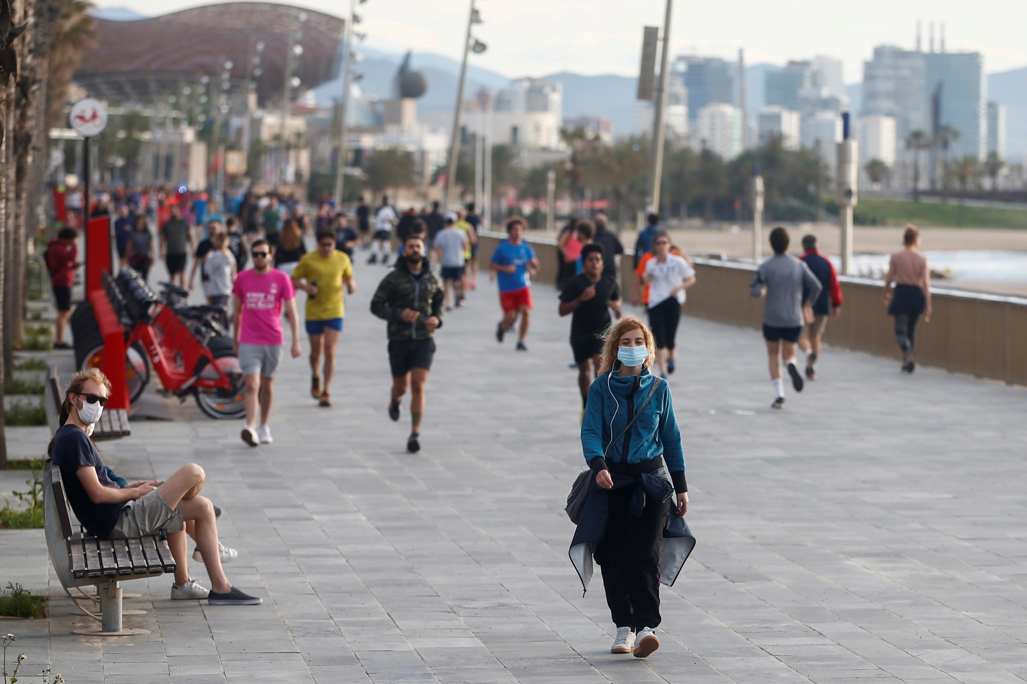 Primer día de salidas para pasear y hacer deporte: así están las calles