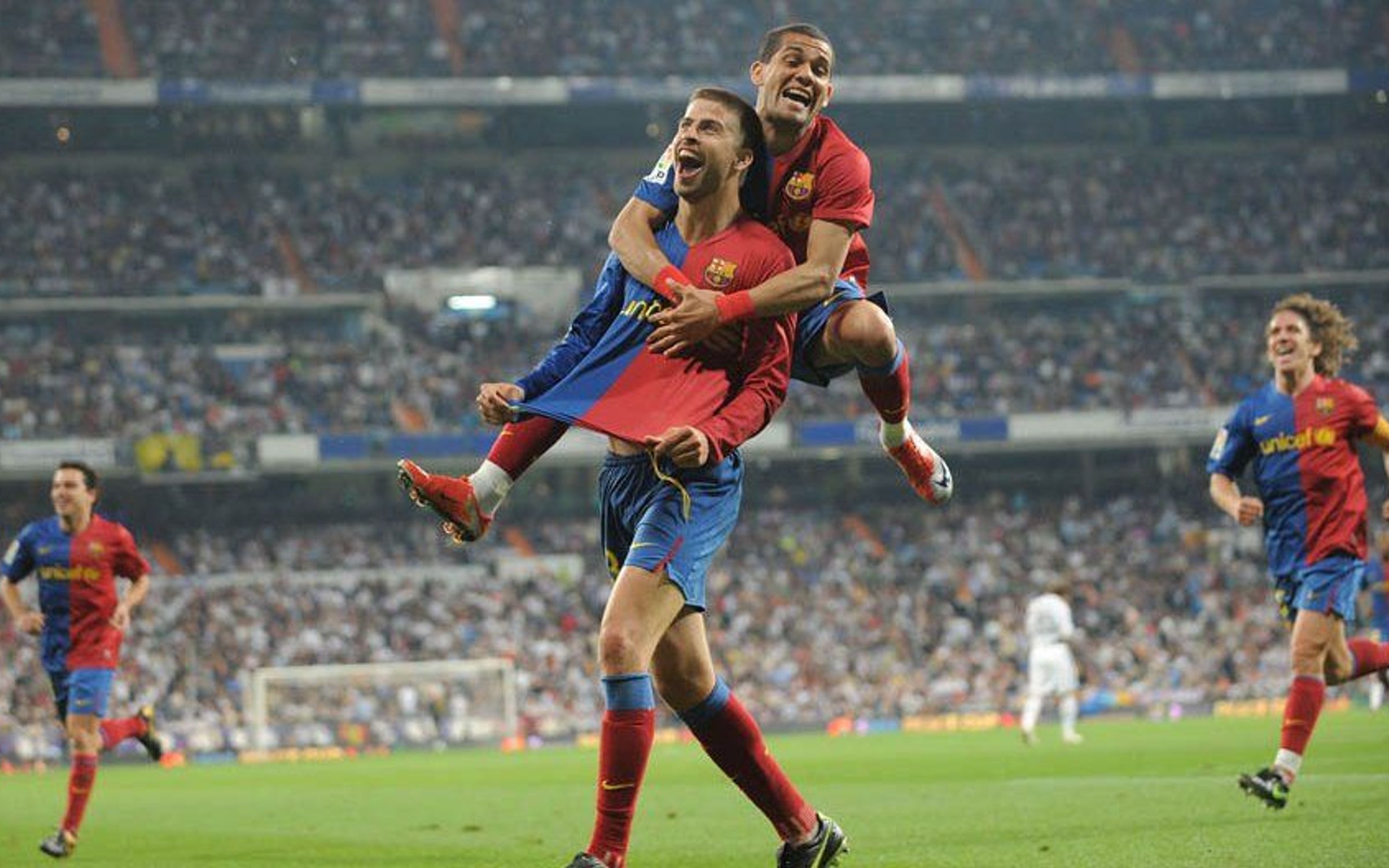 Piqué rememora el 2-6 en el Bernabéu y esta es la respuesta de Puyol