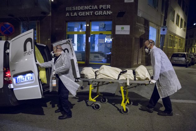 Coronavirus Geriatric Residencia Mort MemoraSergi Alcazar 05