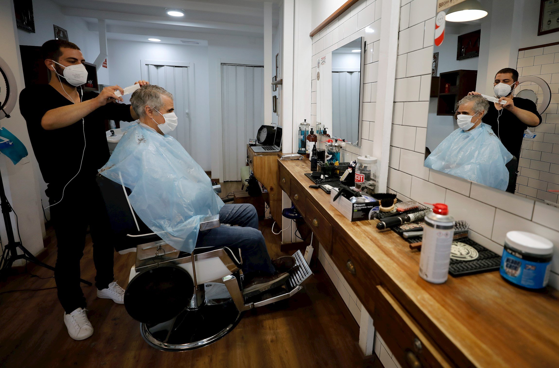 Más de 2.000 peluquerías reclaman 150 millones por el impacto de la Covid