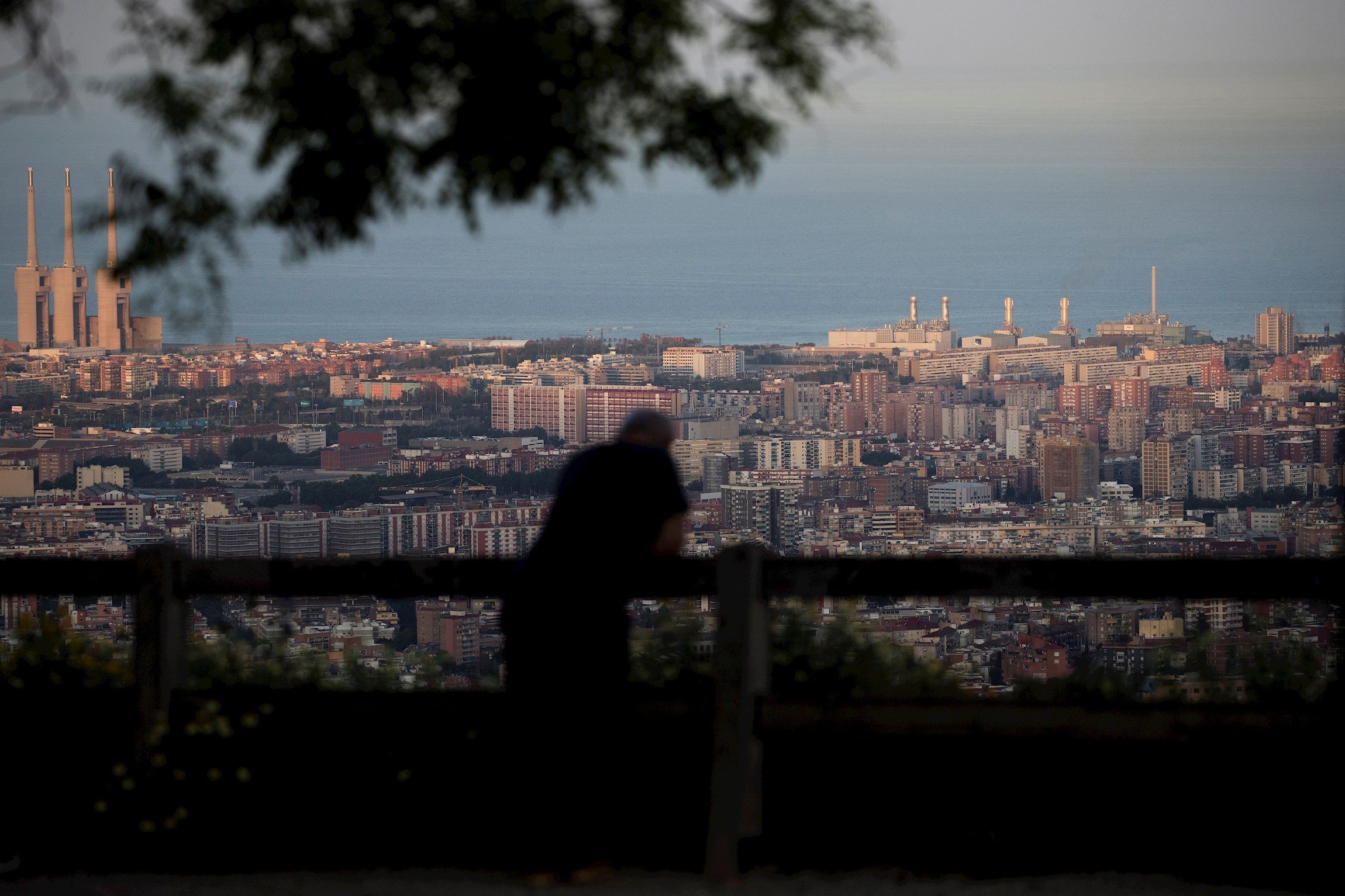 Ajuntament i Salut valoren obrir la mobilitat entre Barcelona i la seva àrea