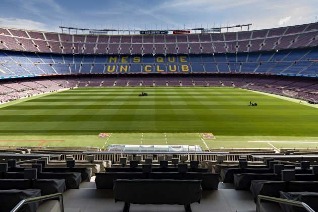 Camp Nou buit EFE