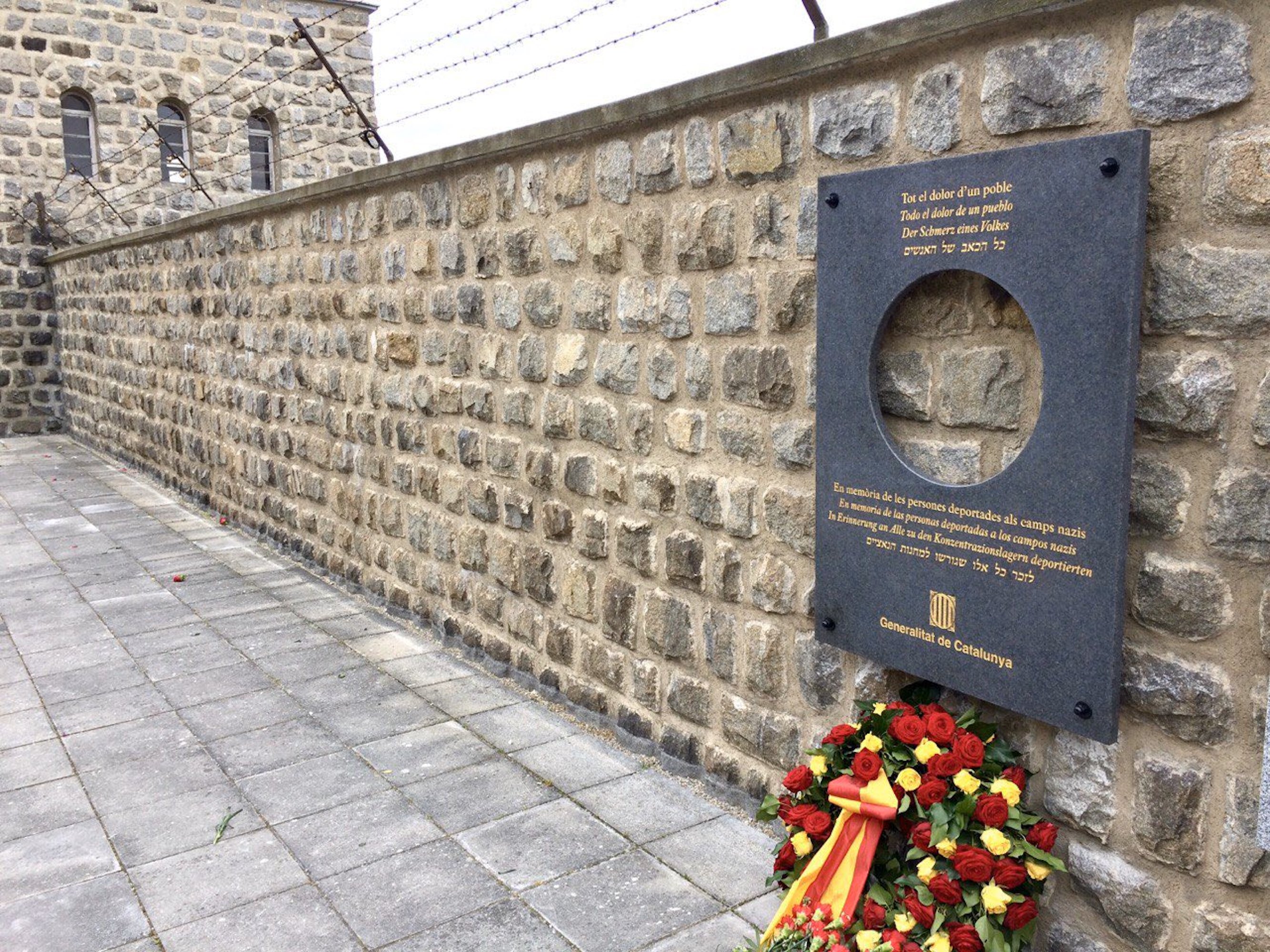 Record i justícia: el Govern commemora 75 anys de l'alliberament de Mathausen