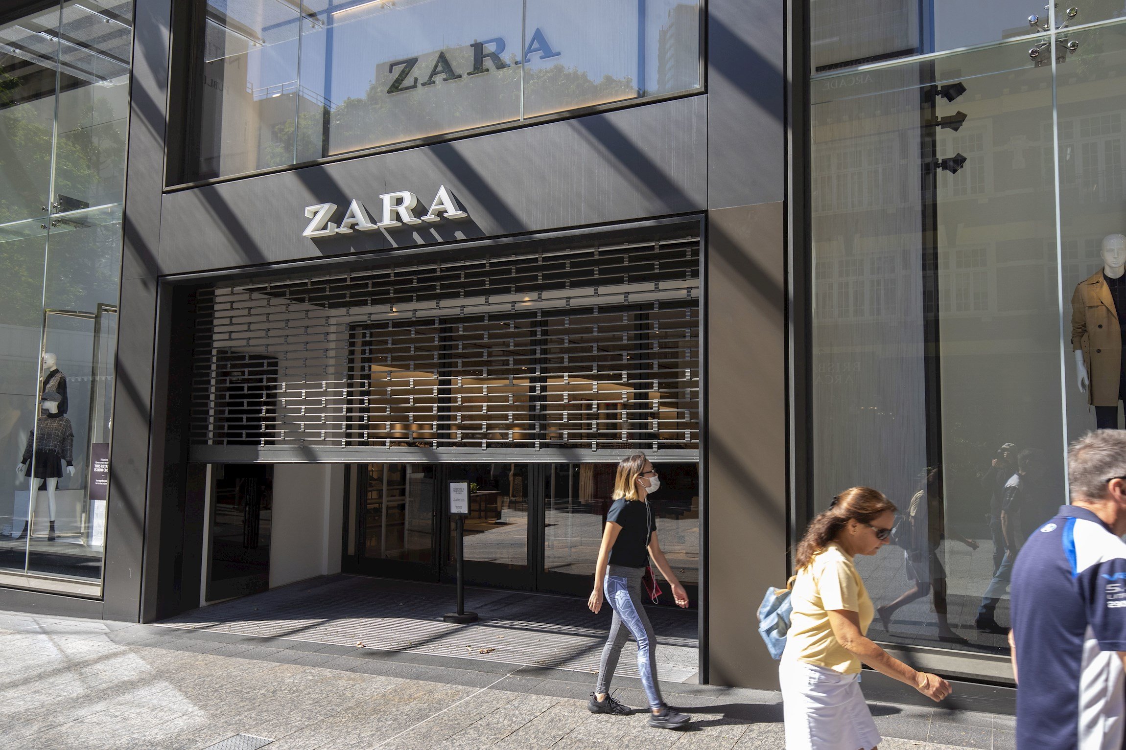 Inditex anuncia el tancament 8 botigues a Catalunya i 56 a tot l'Estat