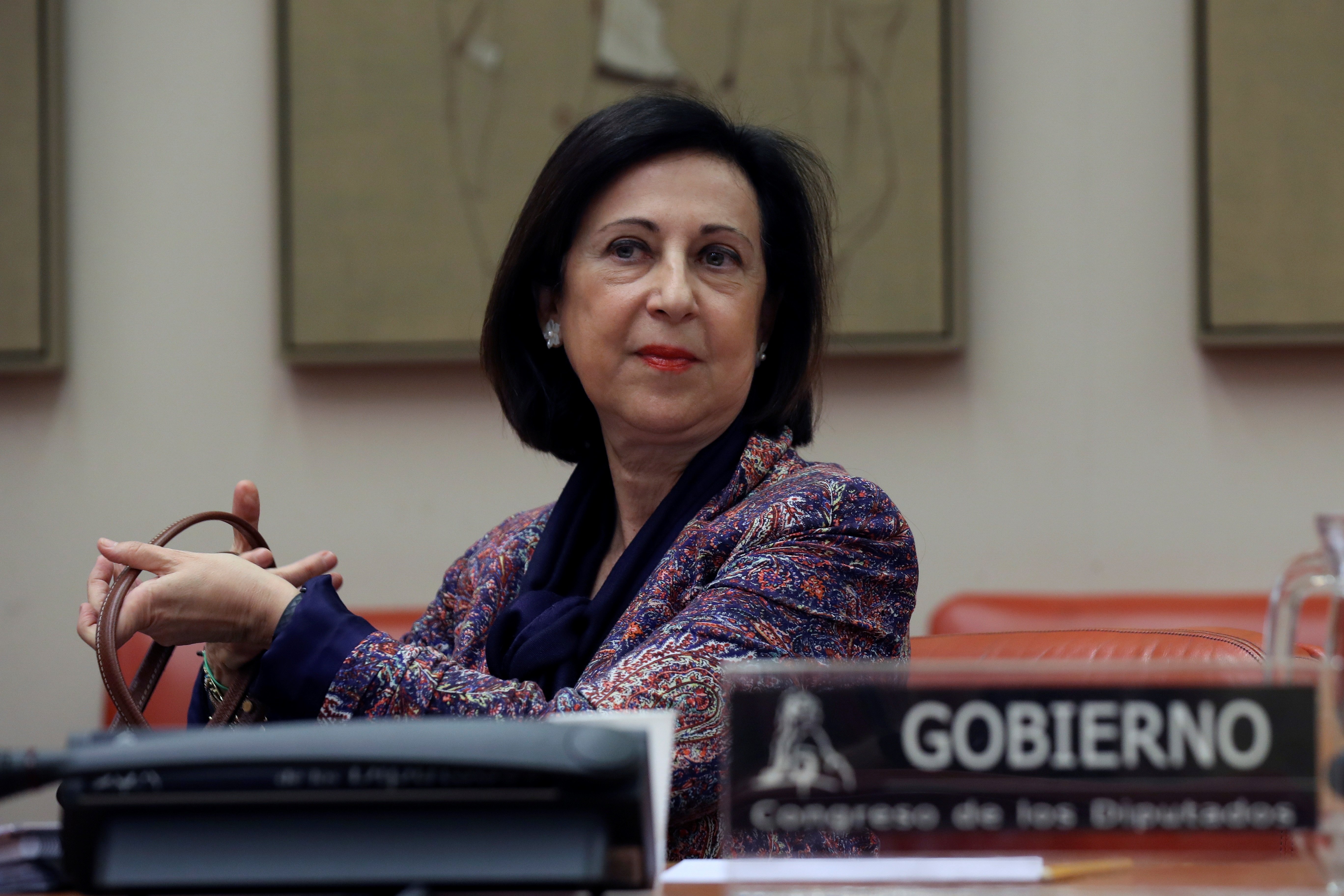 Margarita Robles paga 8.000 CD amb cançons legionàries adaptades al flamenc