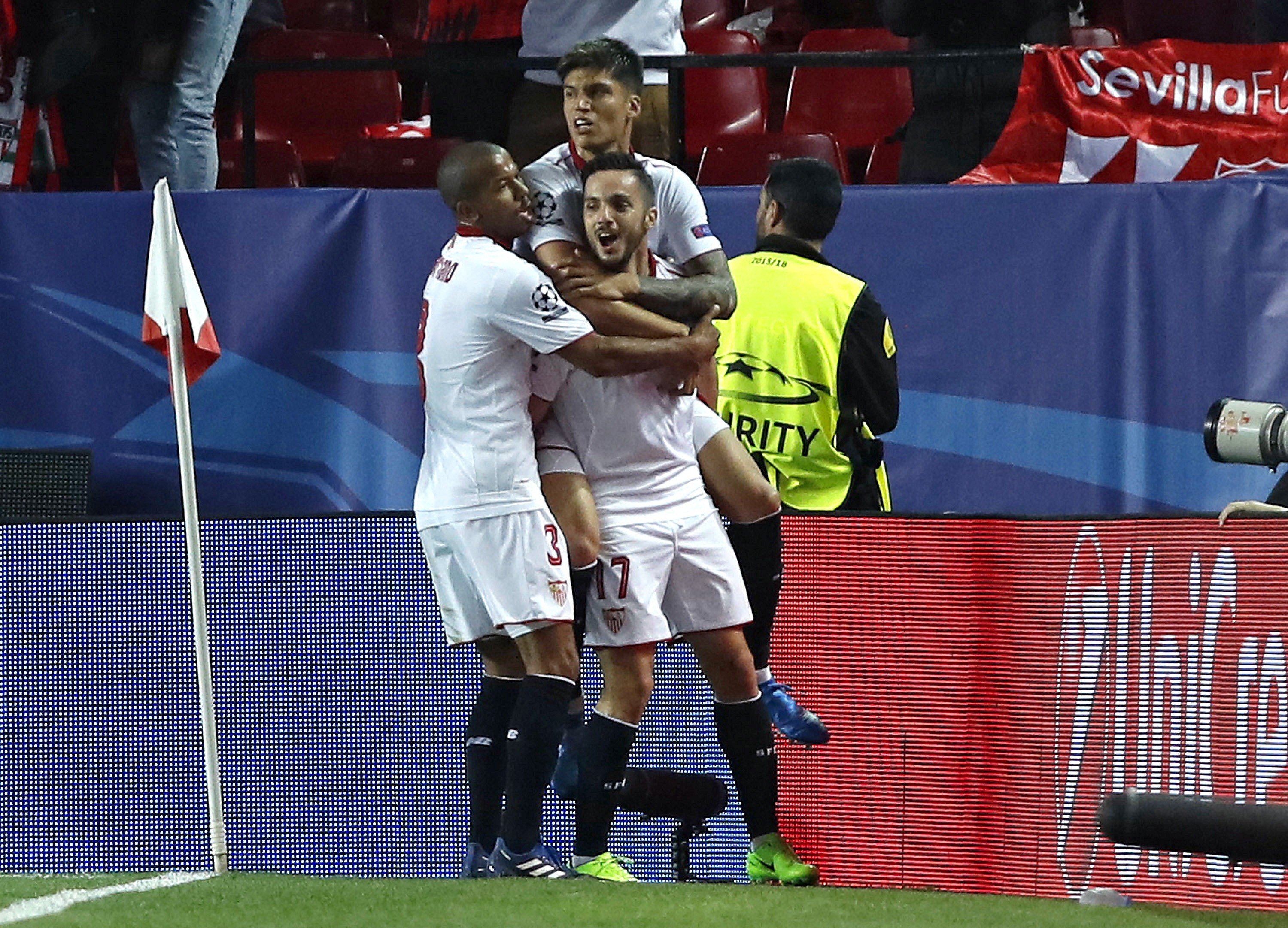 El Sevilla se aprovecha de un Leicester tocado (2-1)