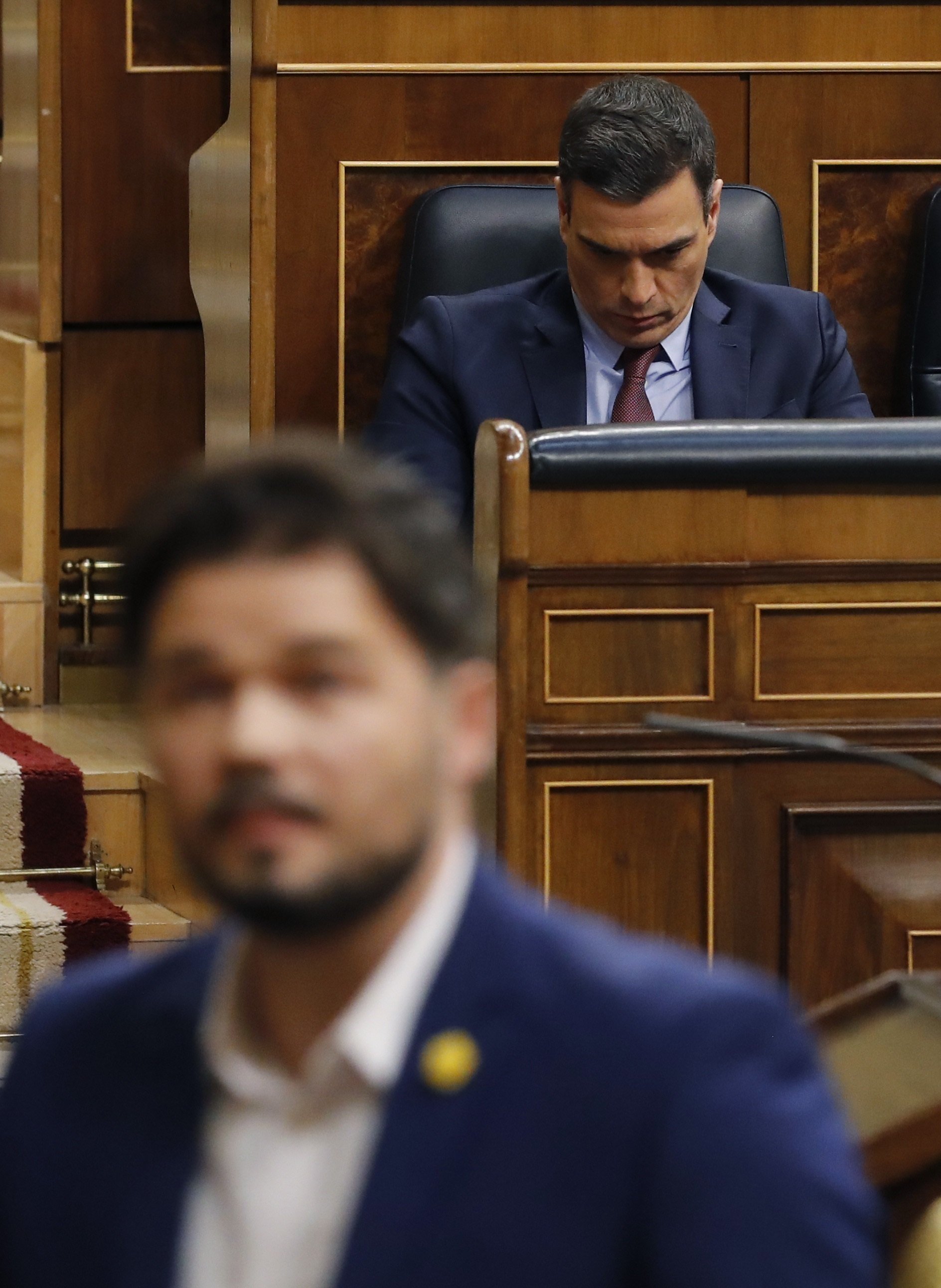 Sánchez recluta el PDeCAT en el joc de suports 'low cost' pels pressupostos