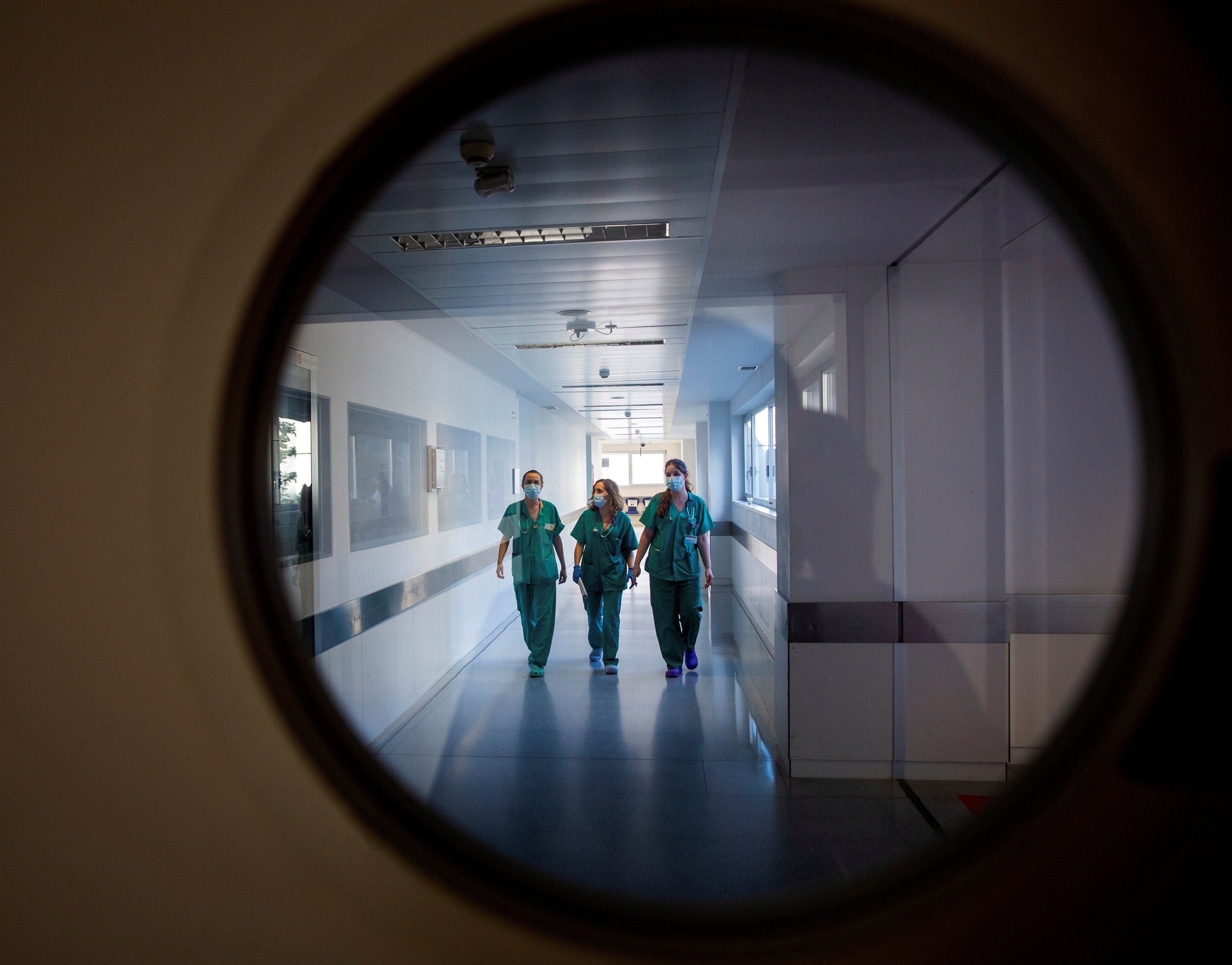 Metges del Sant Pau denuncien un augment dels ingressos per coronavirus