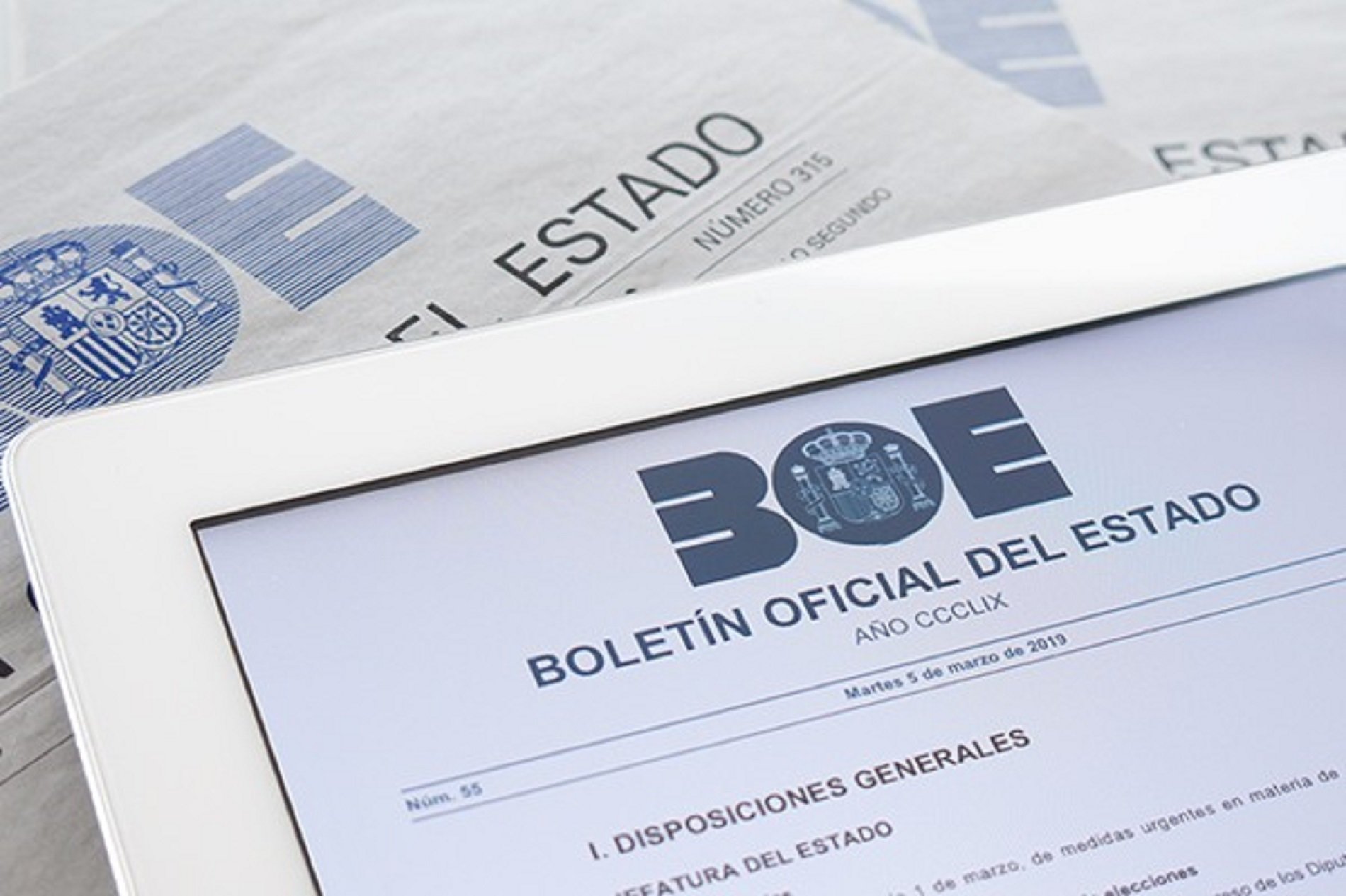 Junts insta el govern espanyol a aclarir els motius de l'exclusió del català al BOE