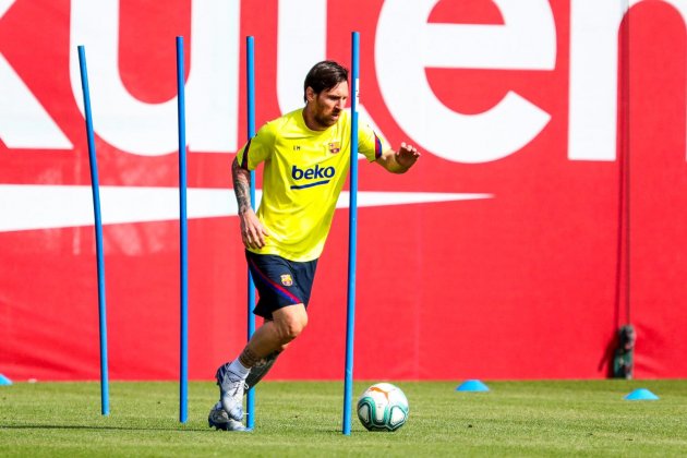 messi entrenamiento barça @FCB