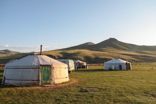 iurta mongolia unsplash