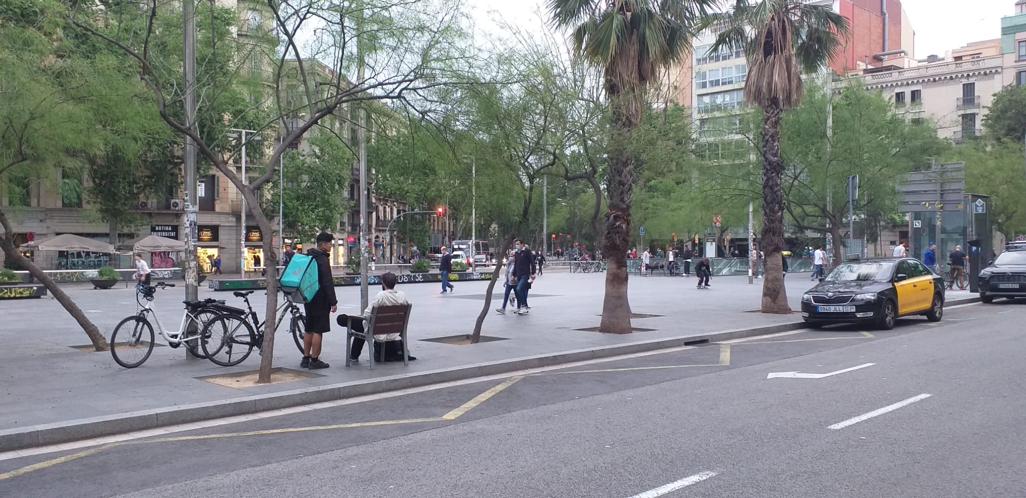 El Nacional plaça universitat - anna falgàs