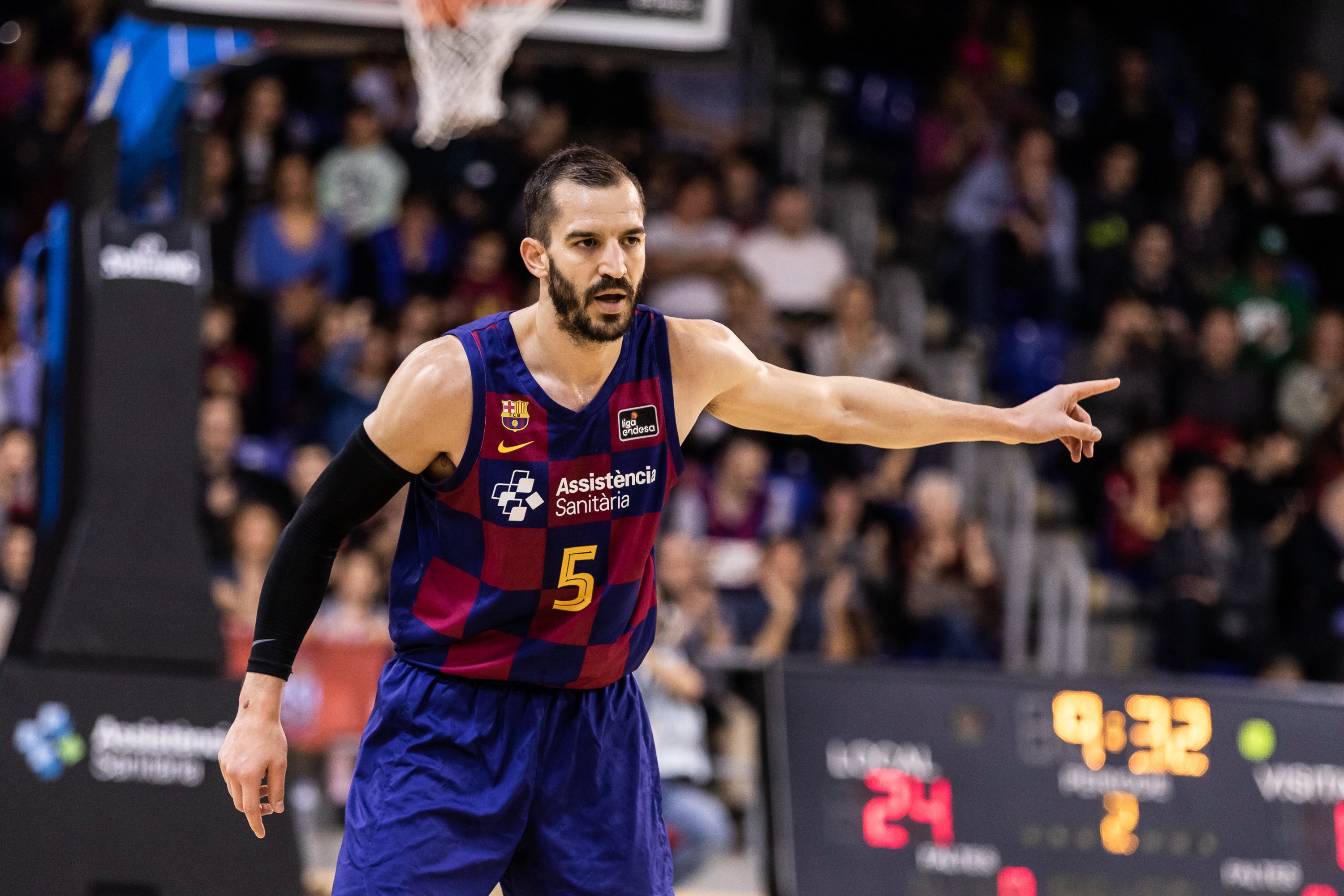 Más bajas en el Barça de baloncesto: Pau Ribas se va a la Penya