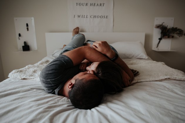 Pareja cama