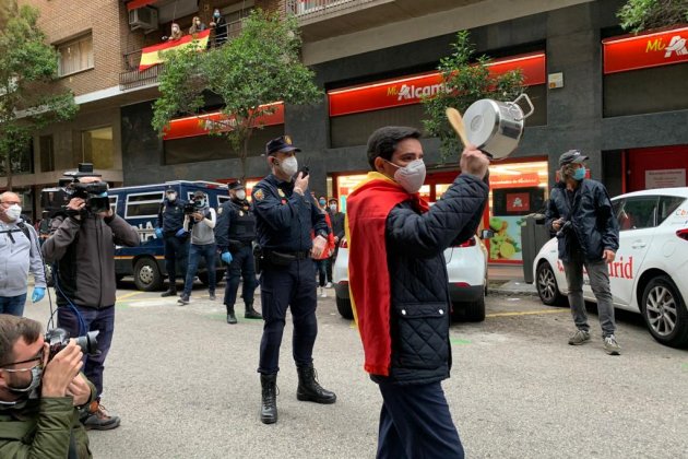 cacerolada madrid cierre salamanca - nicolas tomas