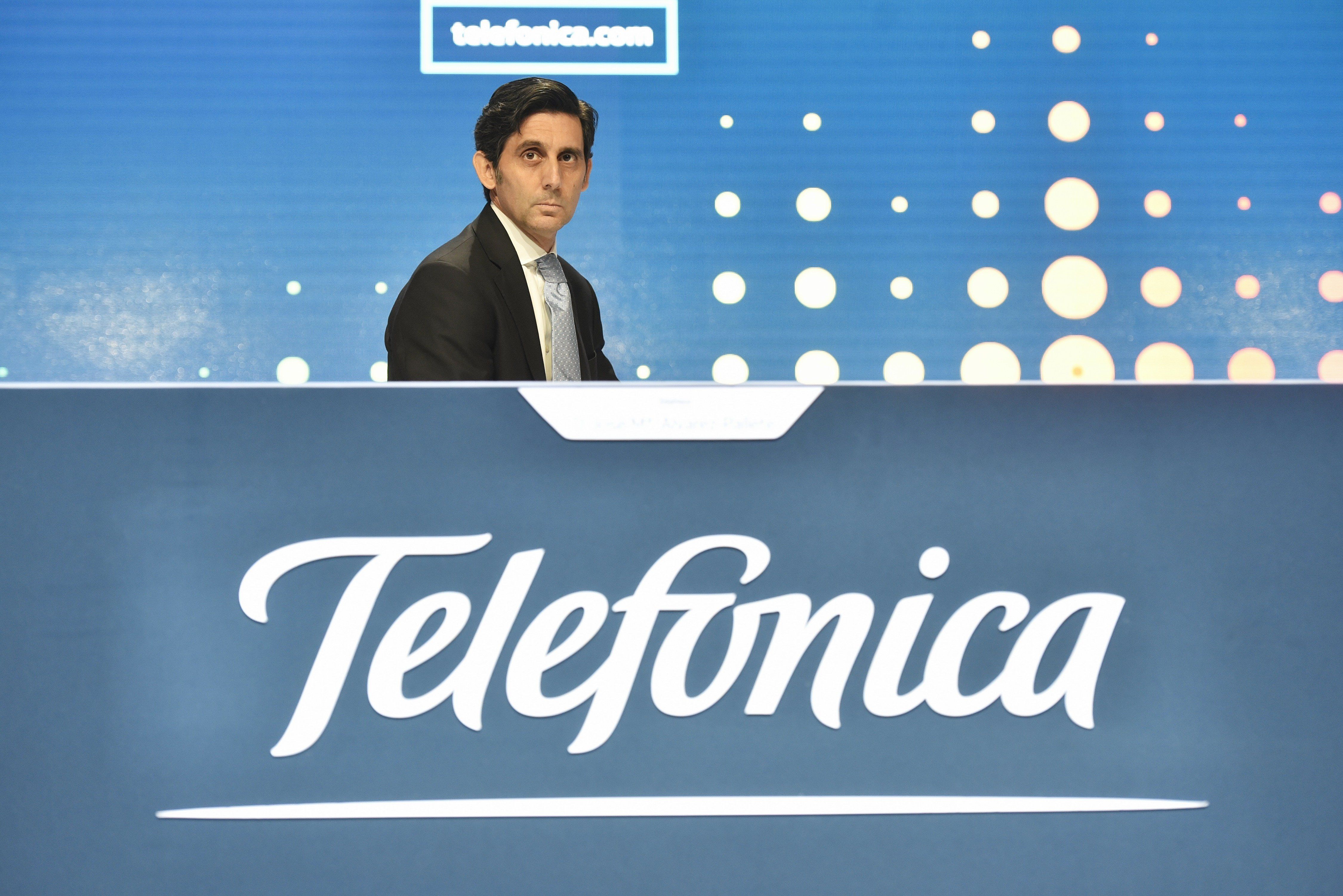 Telefónica no traurà Telxius a borsa pel baix preu de les ofertes