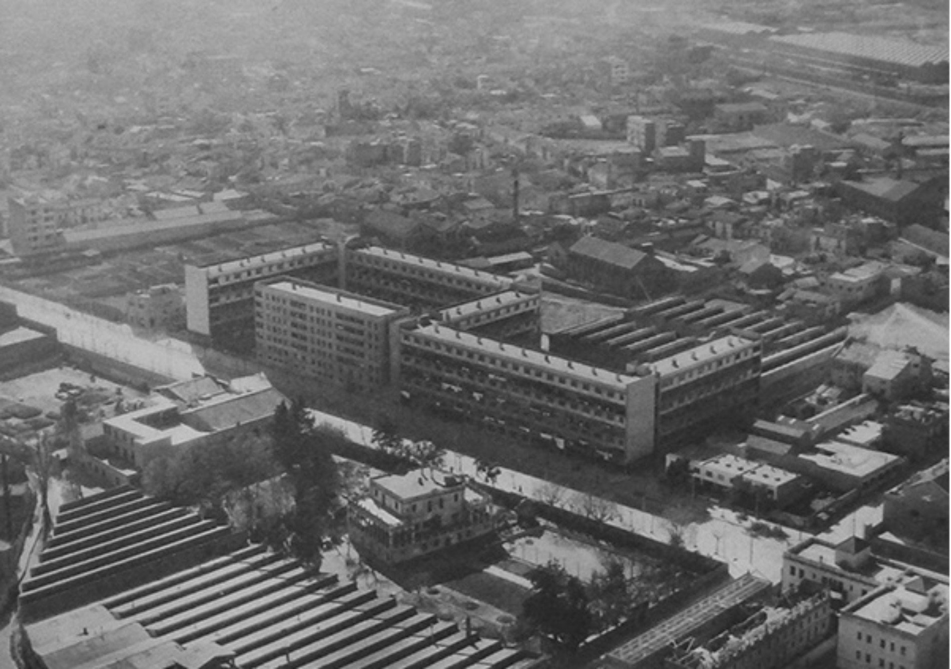 El Parlament vota la creació de la primera oficina pública d'ocupació