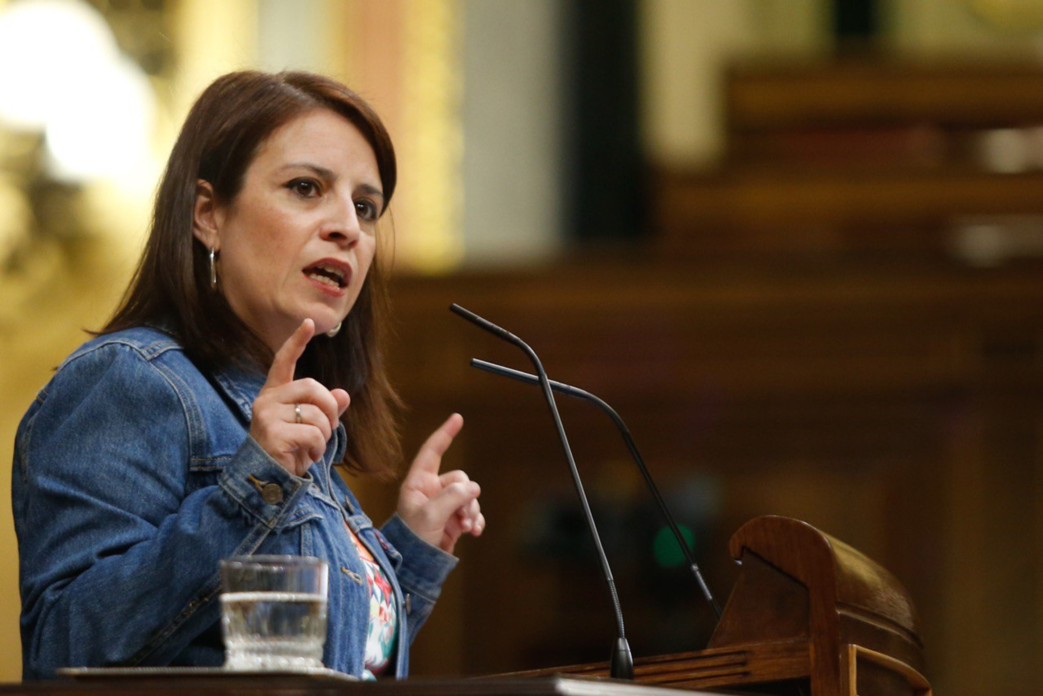 VÍDEO | "M'està amenaçant?", batussa entre un diputat del PP i Lastra al Congrés