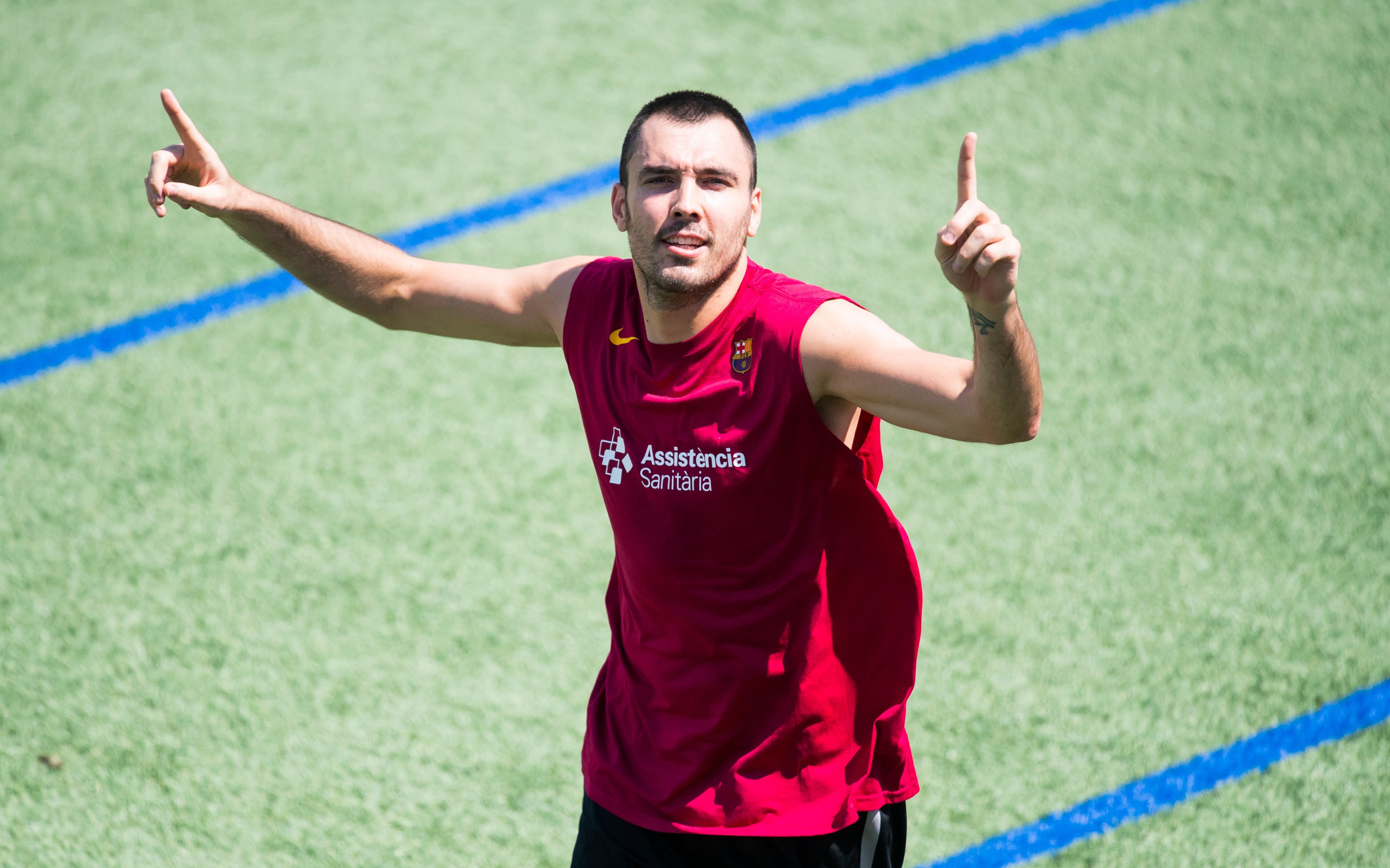 VÍDEO | El Barça de baloncesto se pasa al fútbol... y no decepciona