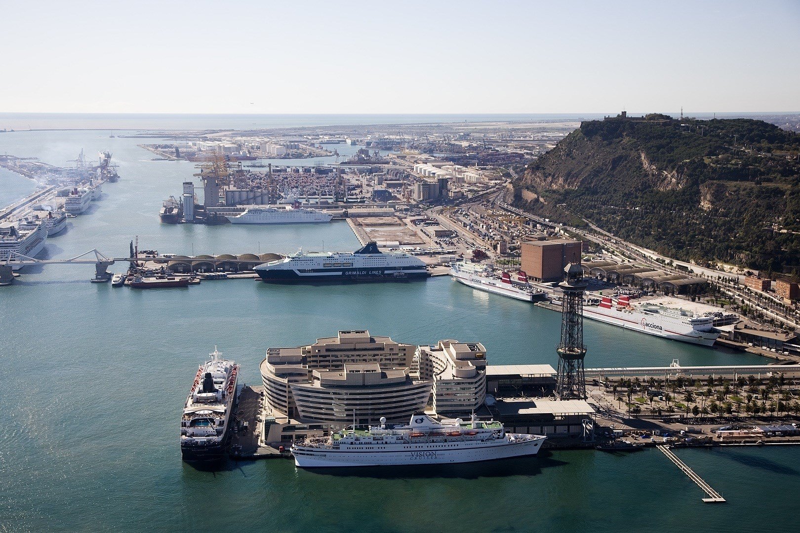 El port de Barcelona rebrà 231 escales entre el setembre i l'octubre