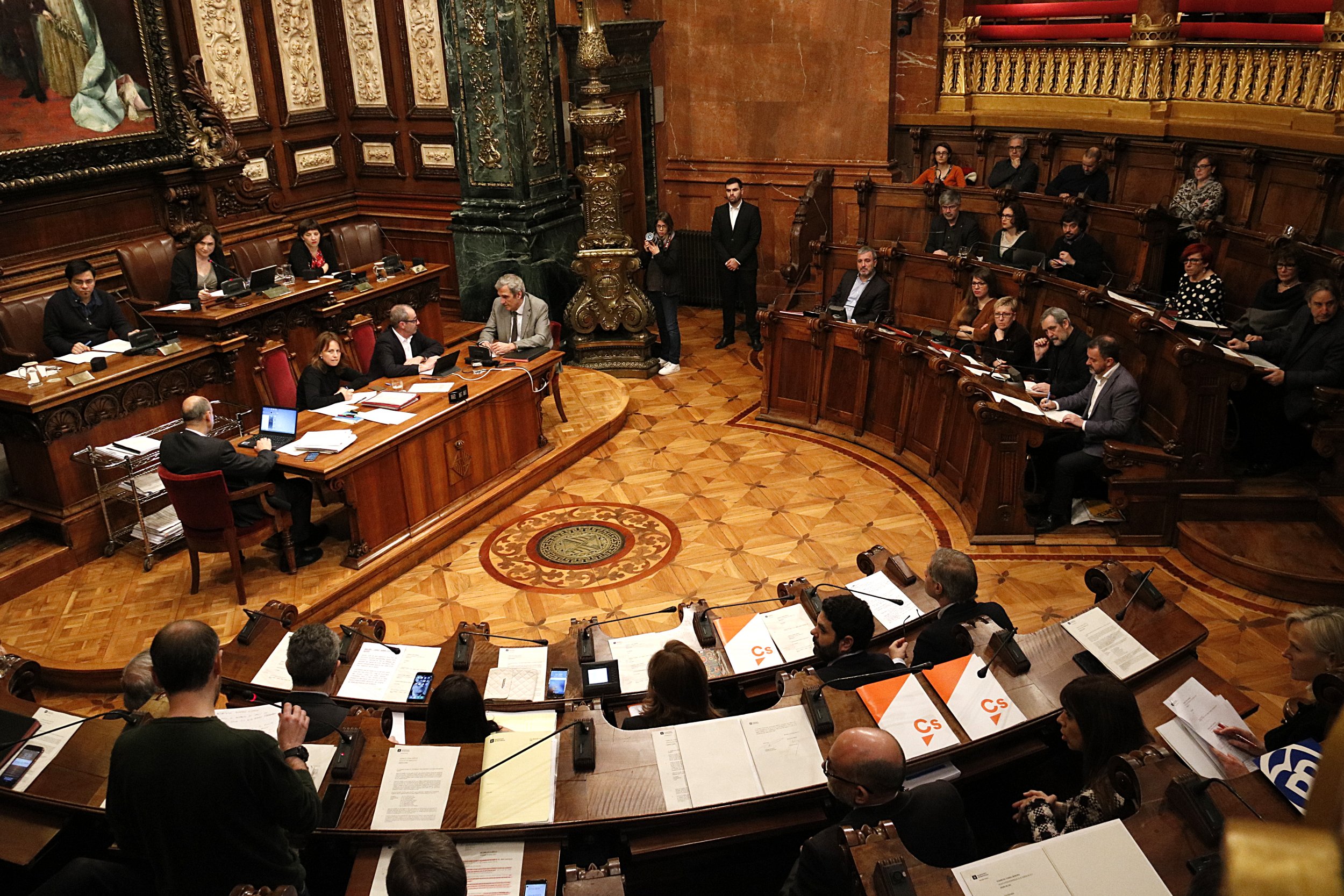 El Ayuntamiento de Barcelona suscribe el manifiesto del Pacte pel Referéndum