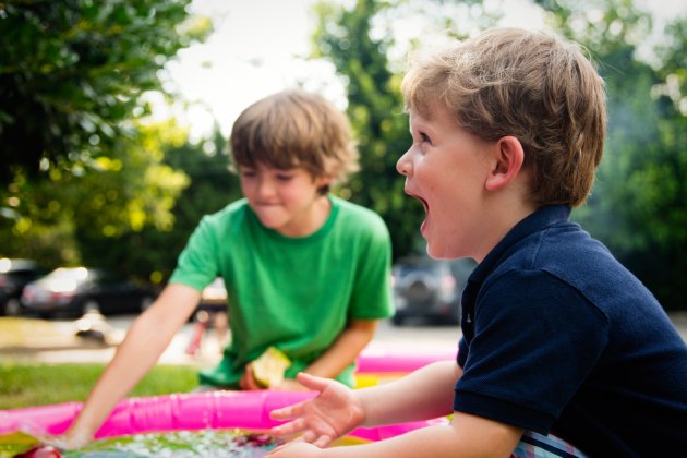 Niños jugando