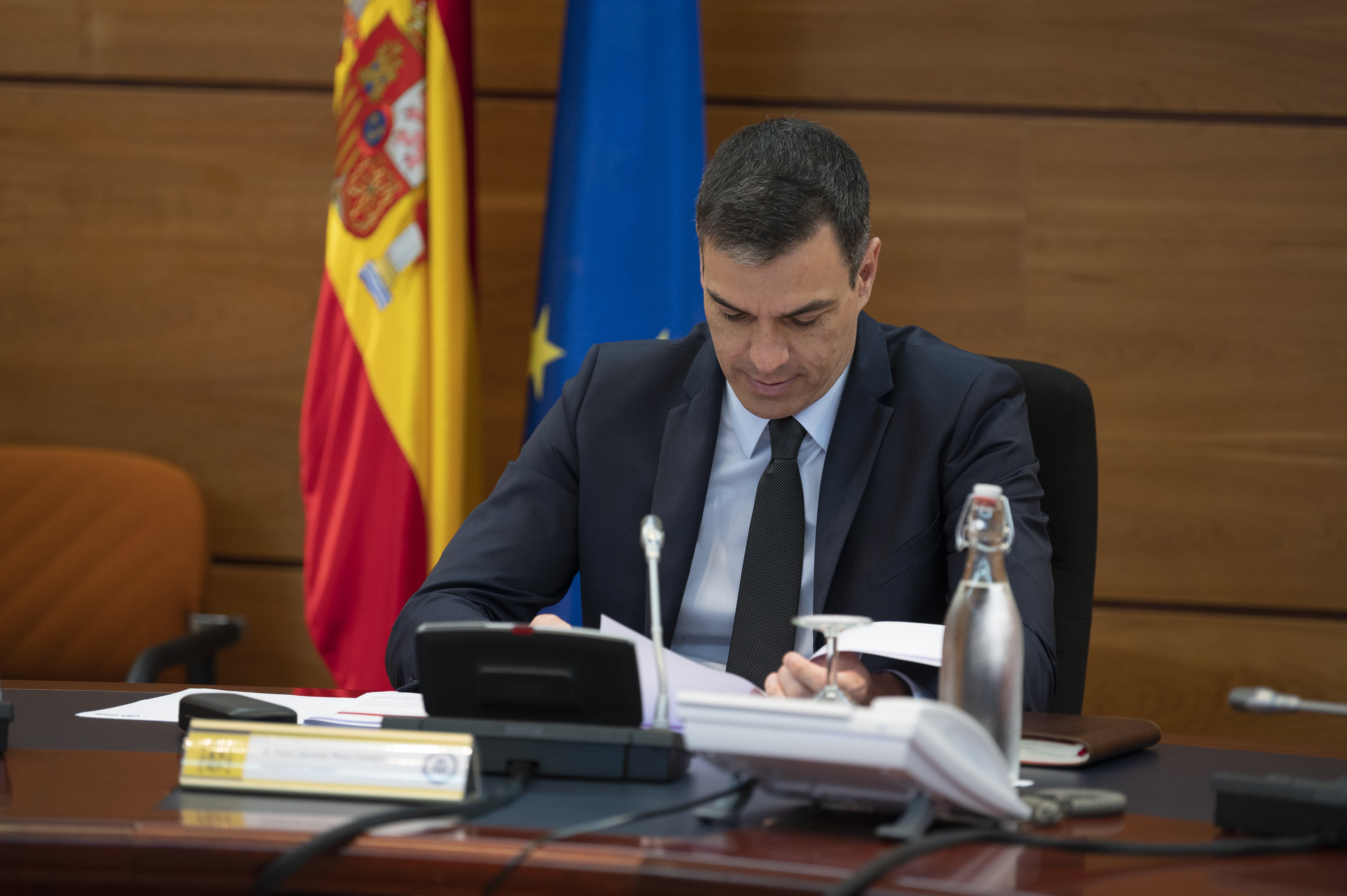 Sánchez posterga la taula de diàleg: ni posa data ni accepta mediador