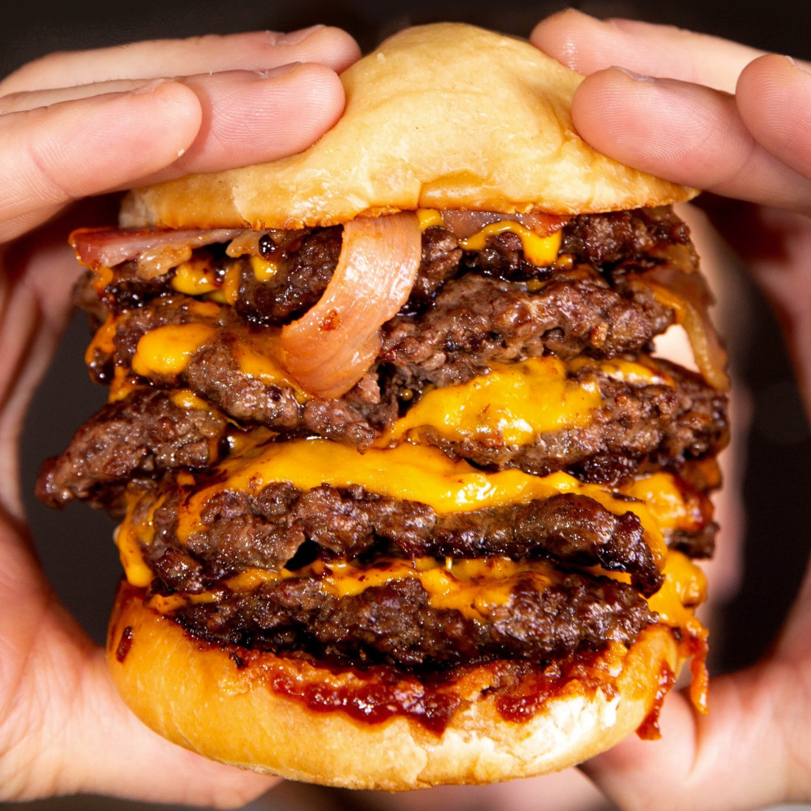 La relació entre els afartaments i el son durant el confinament