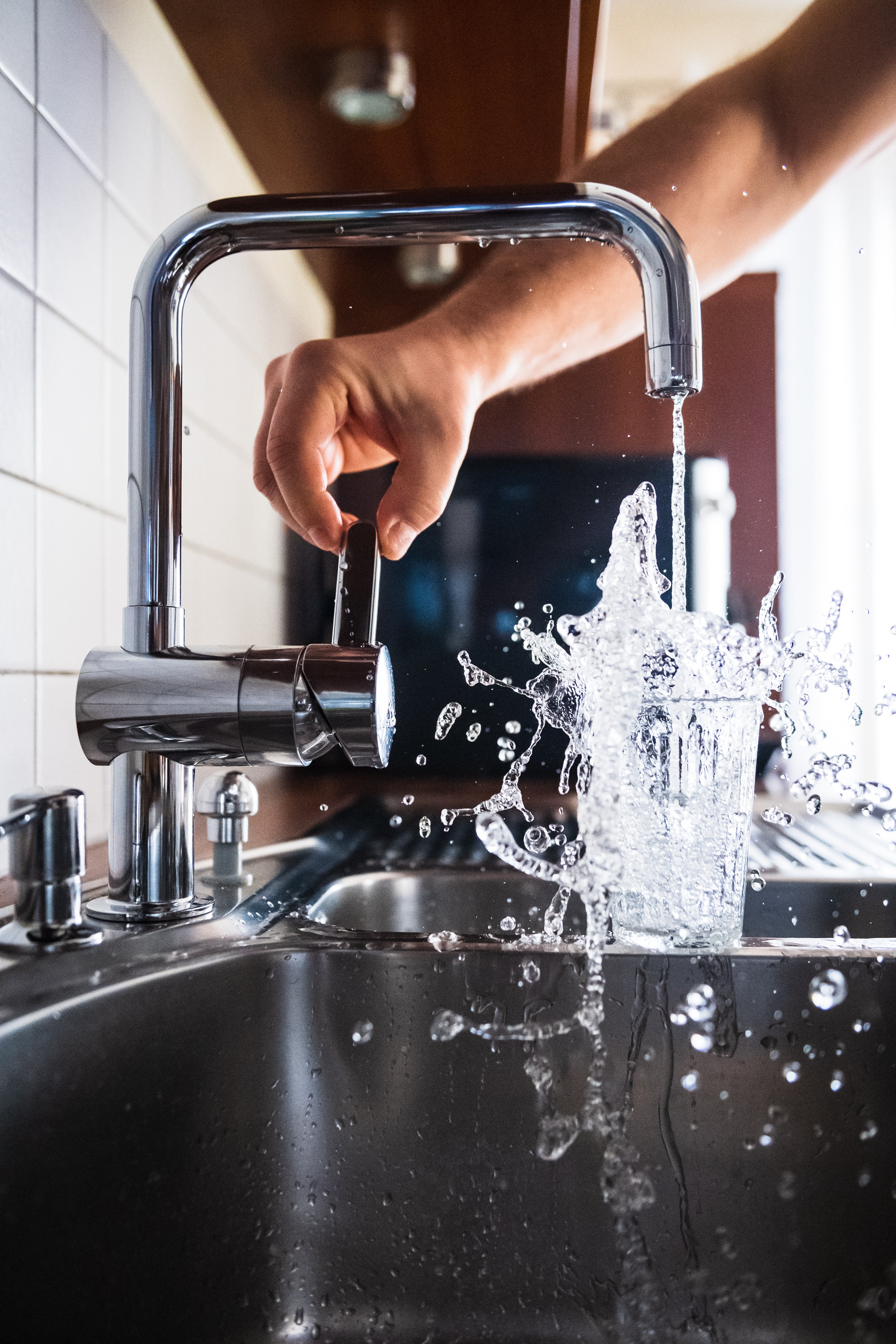 Perilla l’aigua potable a Barcelona aquest estiu si no plou, tot i que no existeix perill sanitari