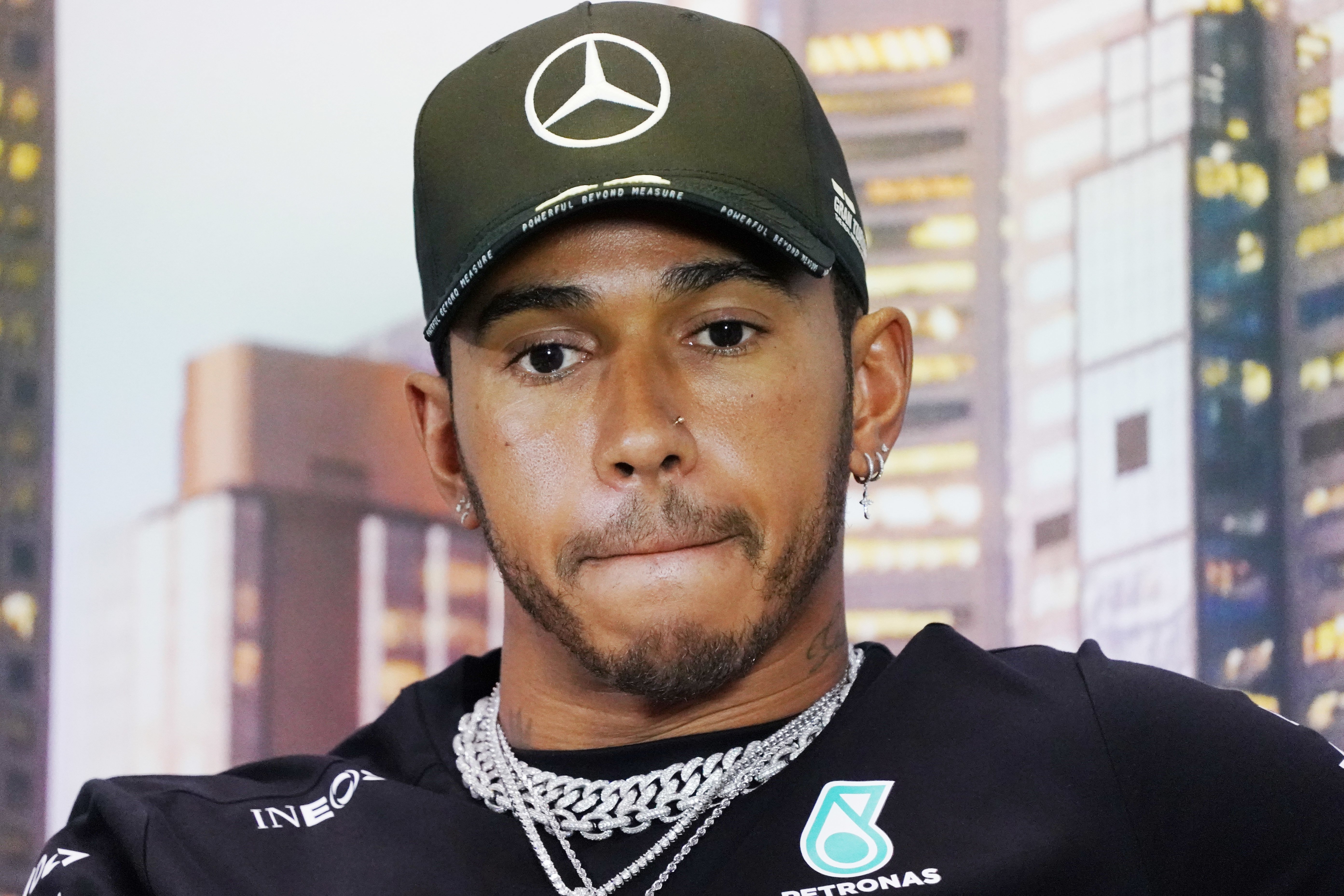El duríssim missatge de Hamilton a la F1 sobre la mort de Floyd: "Estic sol"