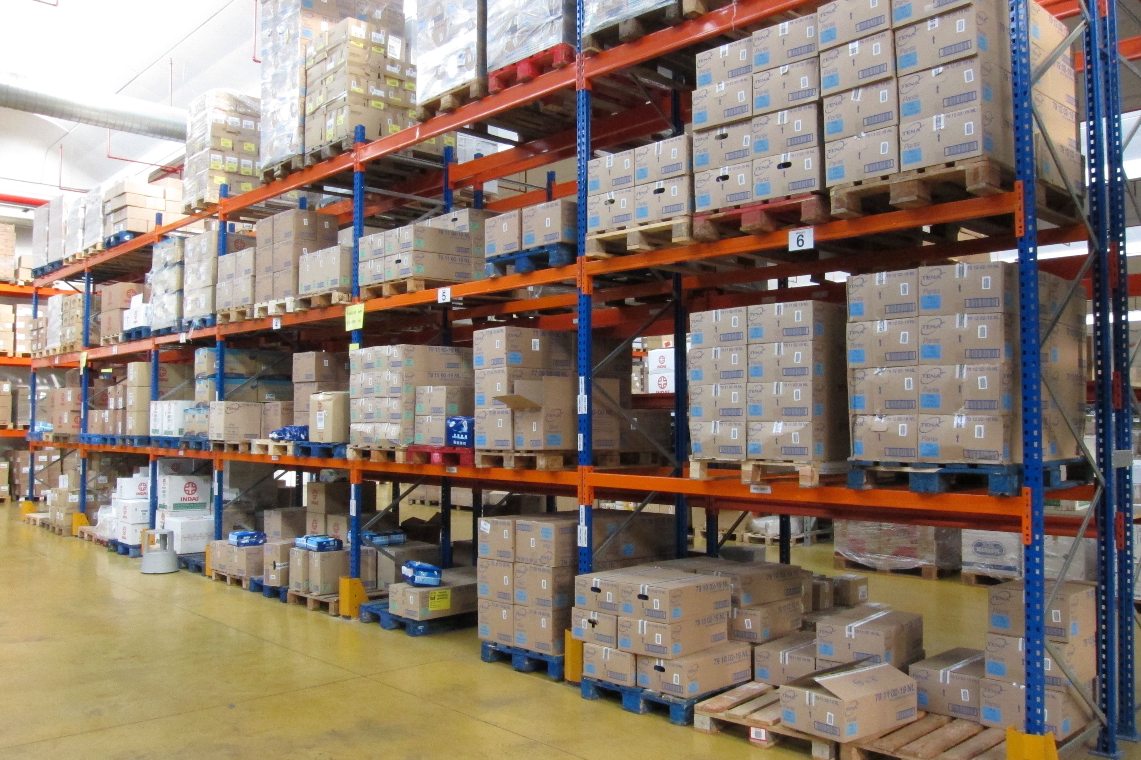 Una oferta laboral de 60 hores setmanals, anunciada i denunciada
