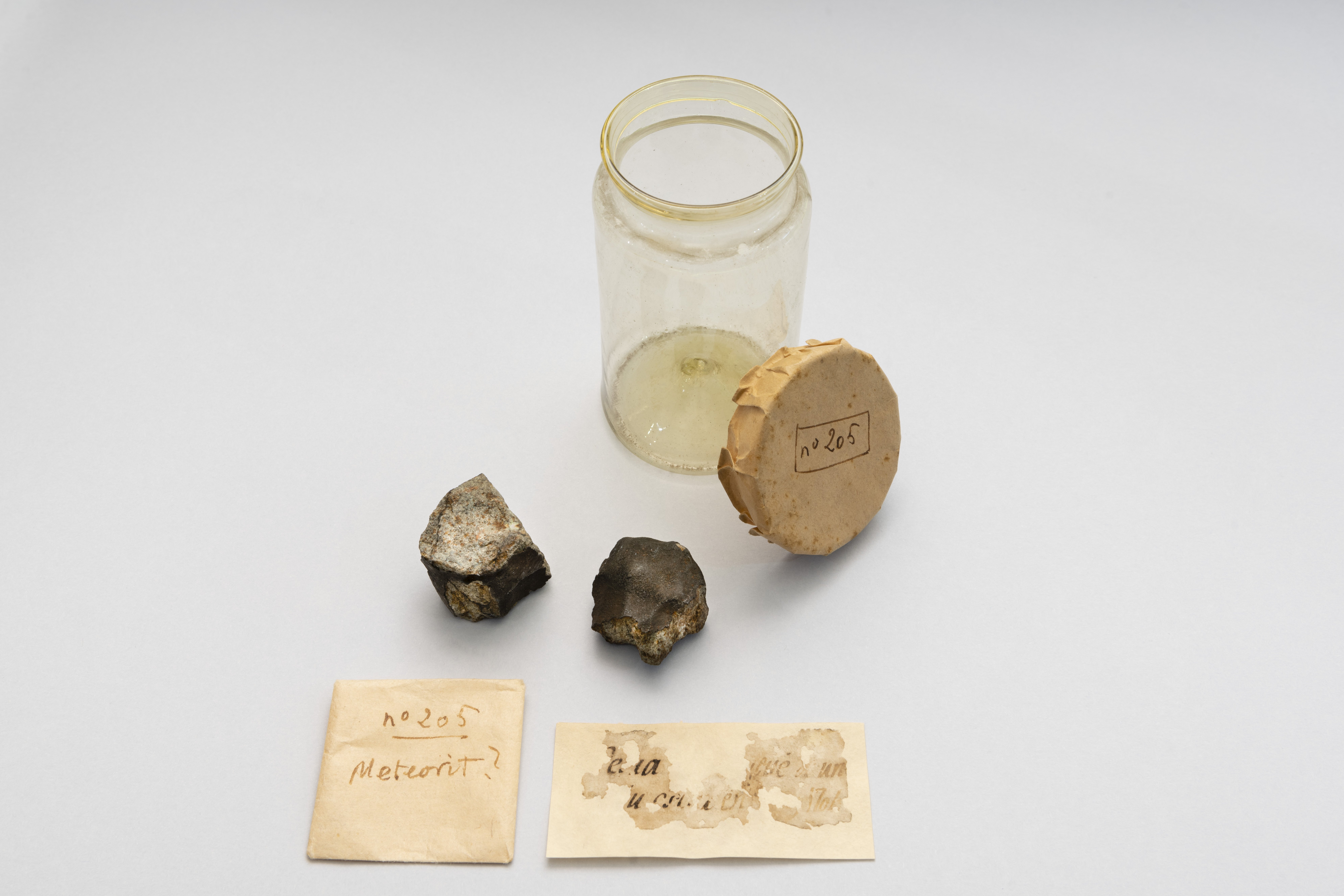 Localizan dos fragmentos del meteorito que cayó en Terrassa en 1704