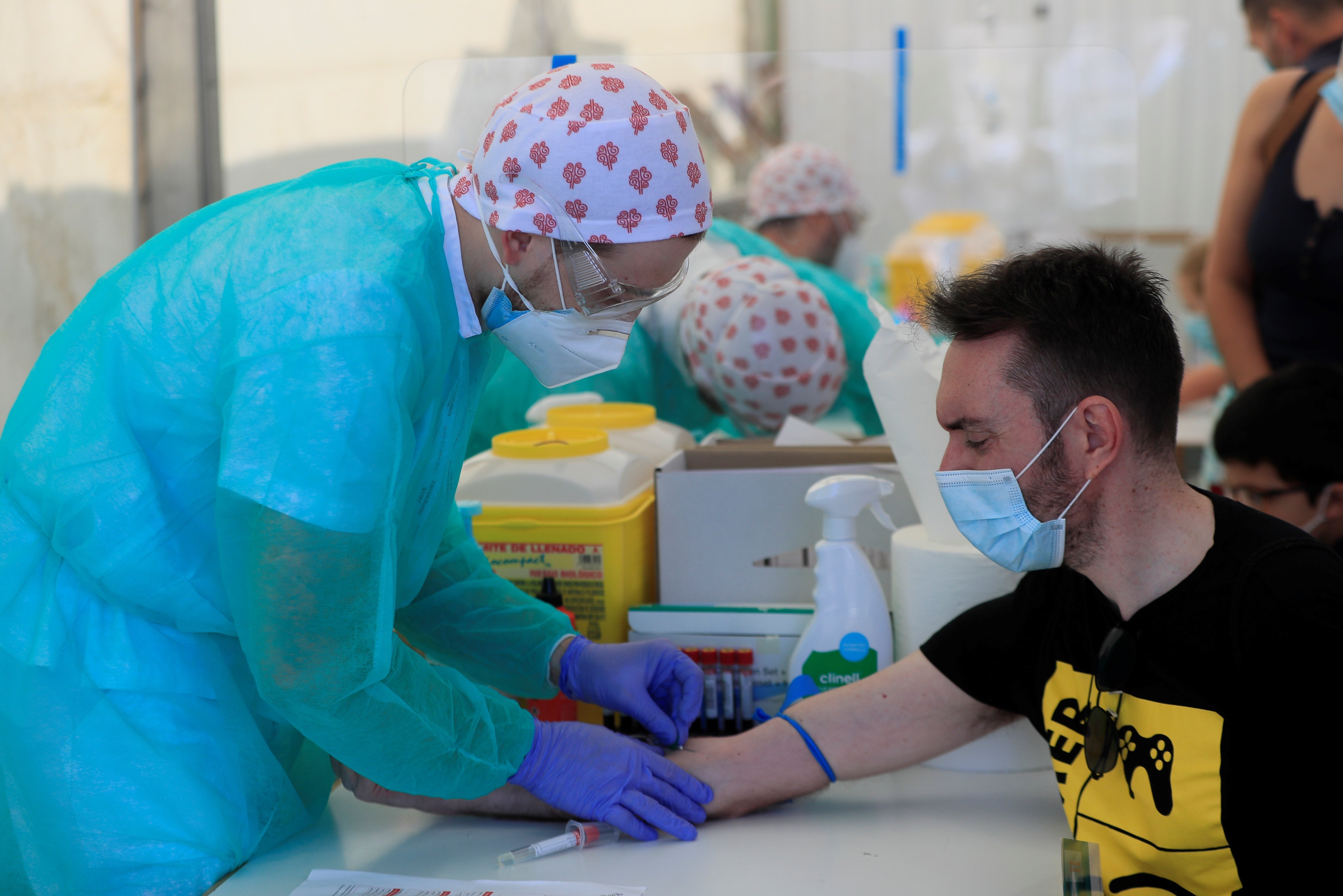 Data confusion: Spain doubles its 7-day figure for coronavirus deaths