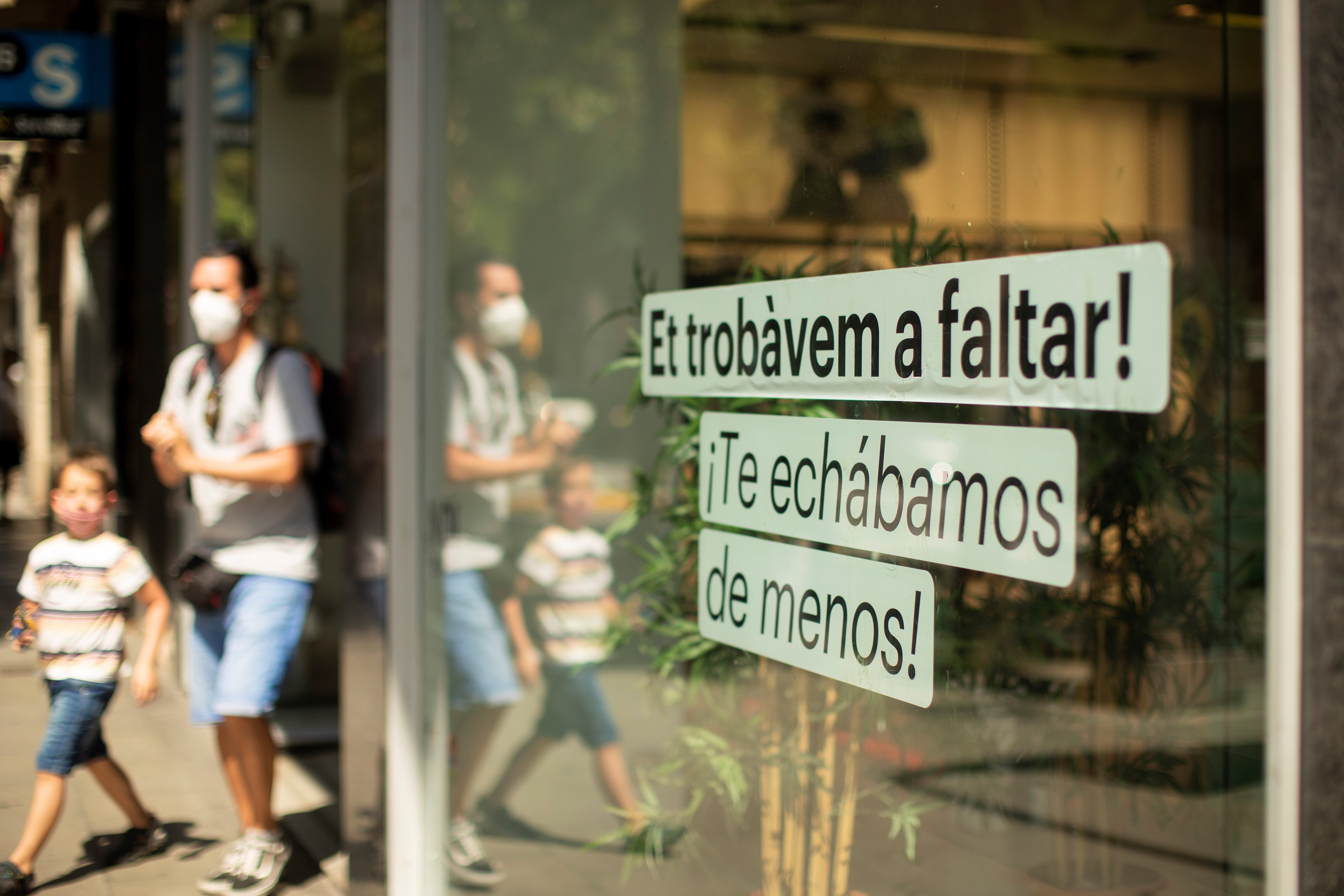 El 36% dels espanyols ha consumit els estalvis en un mes, segons un estudi