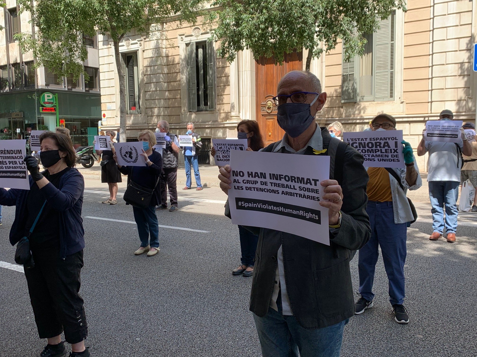 Acción del independentismo para exigir a Sánchez la libertad de los presos