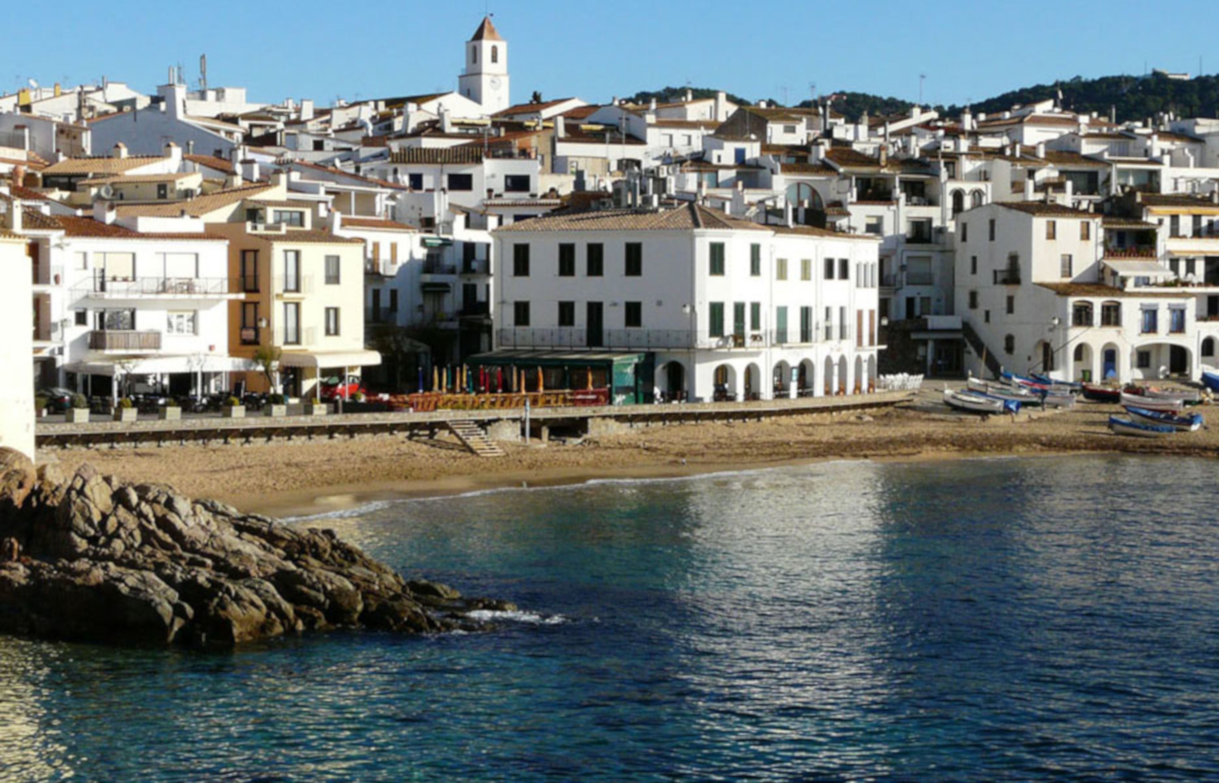 Malestar ciutadà: Calella, Llafranc i Tamariu retallaran les terrasses davant del mar