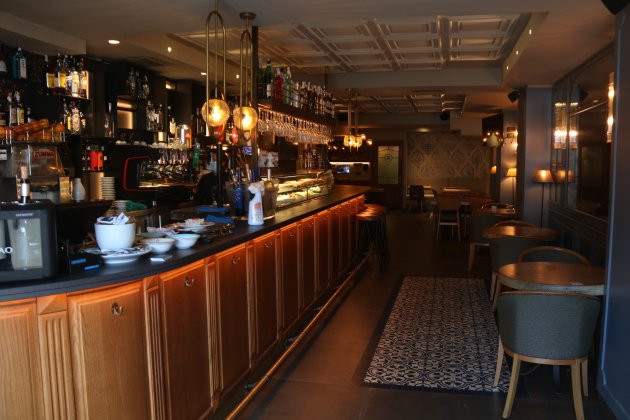 interior restaurant barcelona fase 2 coronavirus - acn