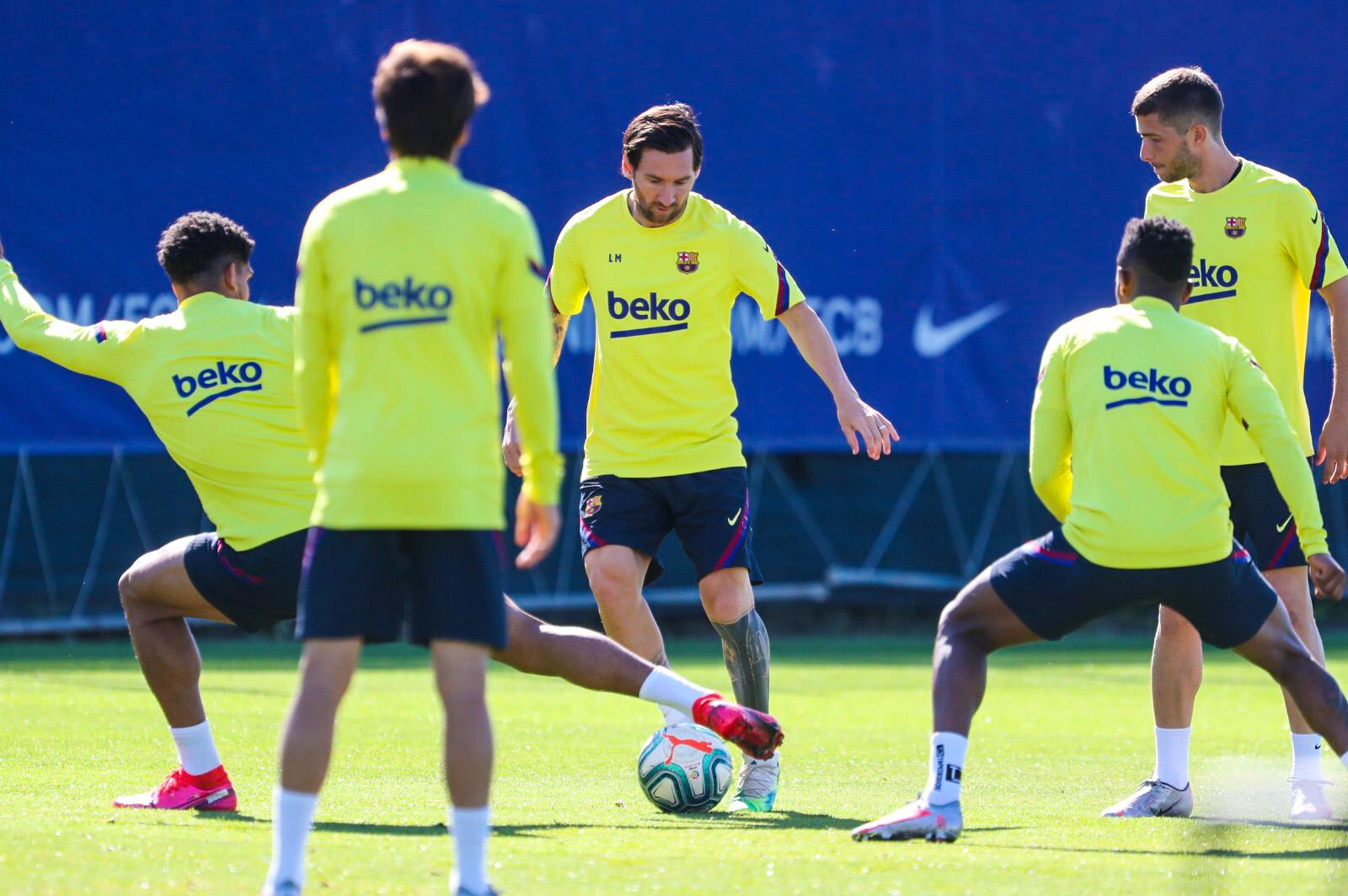 VÍDEO | Jugada inversemblant en l'entrenament del Barça que només pot fer Messi
