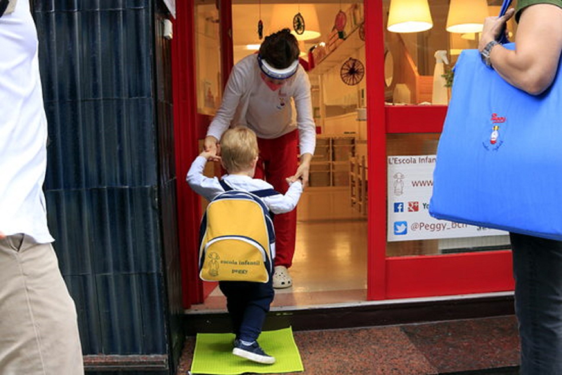 Els centres educatius hauran de garantir una distància d'1,5 metres