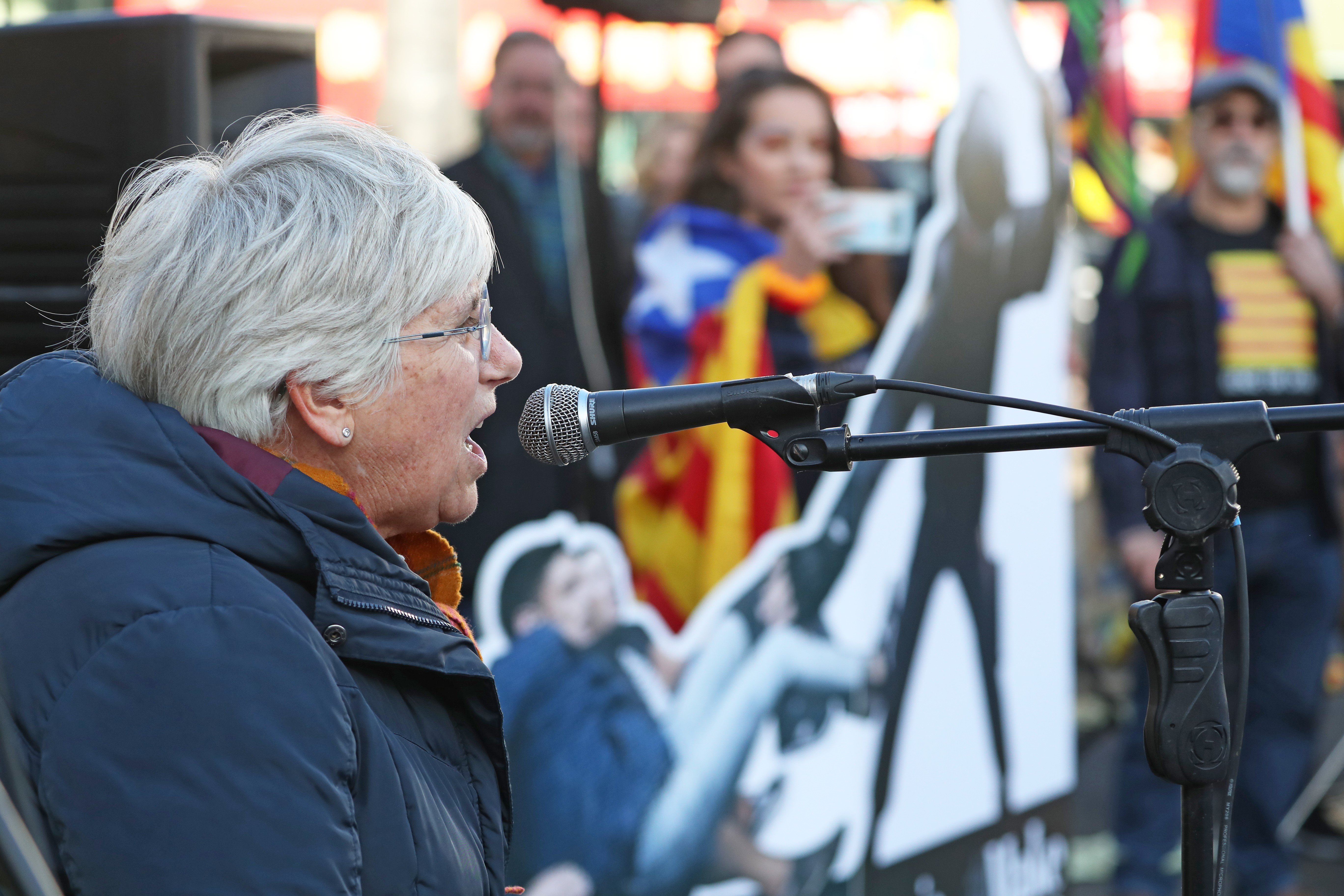 Ponsatí, rotunda: "Que deixin de perseguir els catalans i de fer el ridícul"