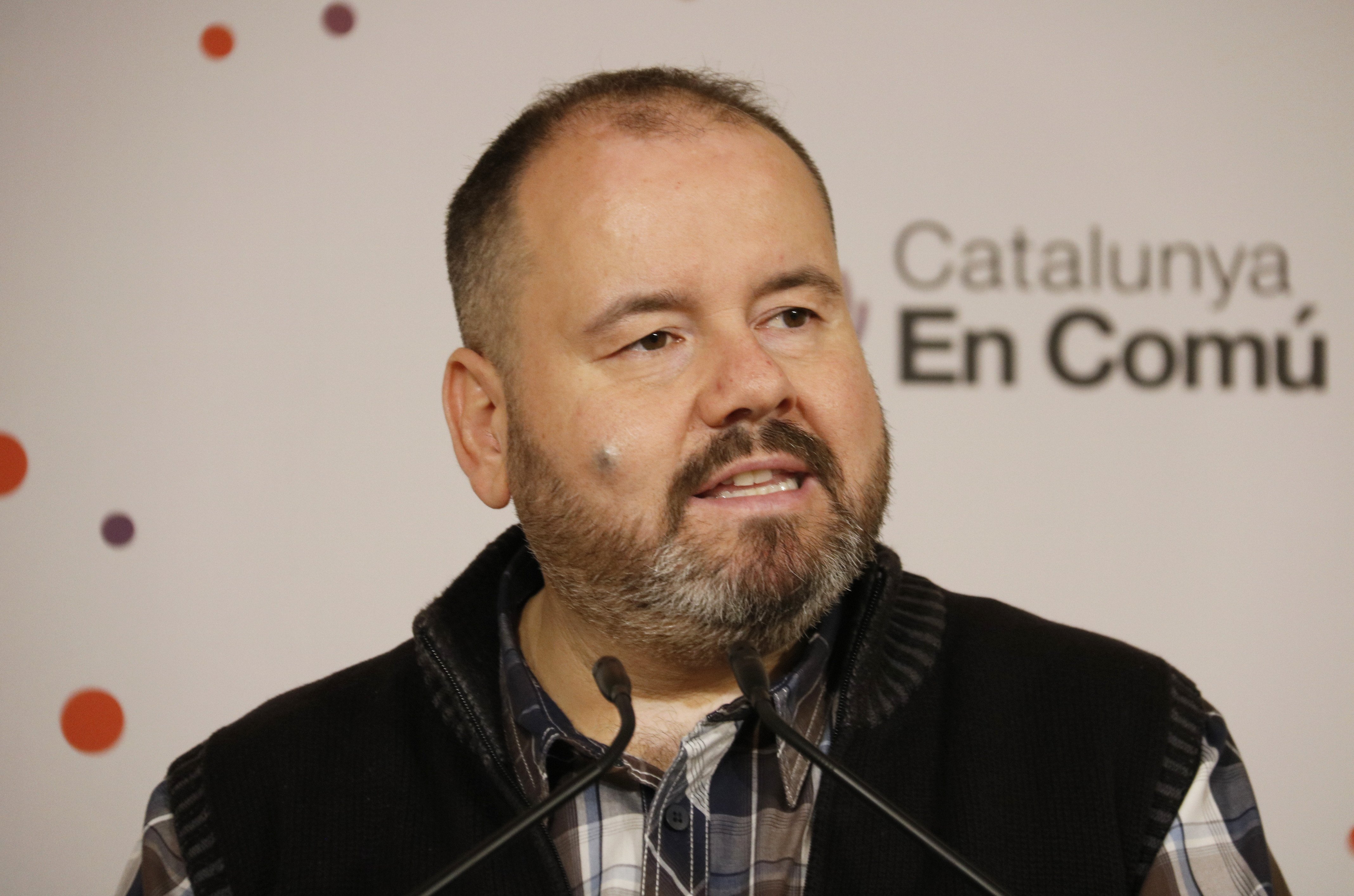 Els comuns creuen que Torra vol "posar-se medalles" per arribar a la fase 3