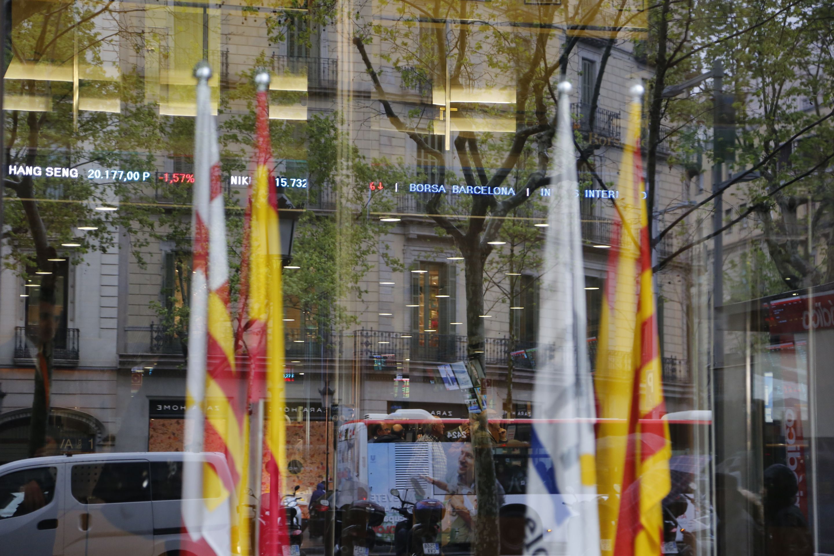 Reestructuració del deute fent la viu-viu