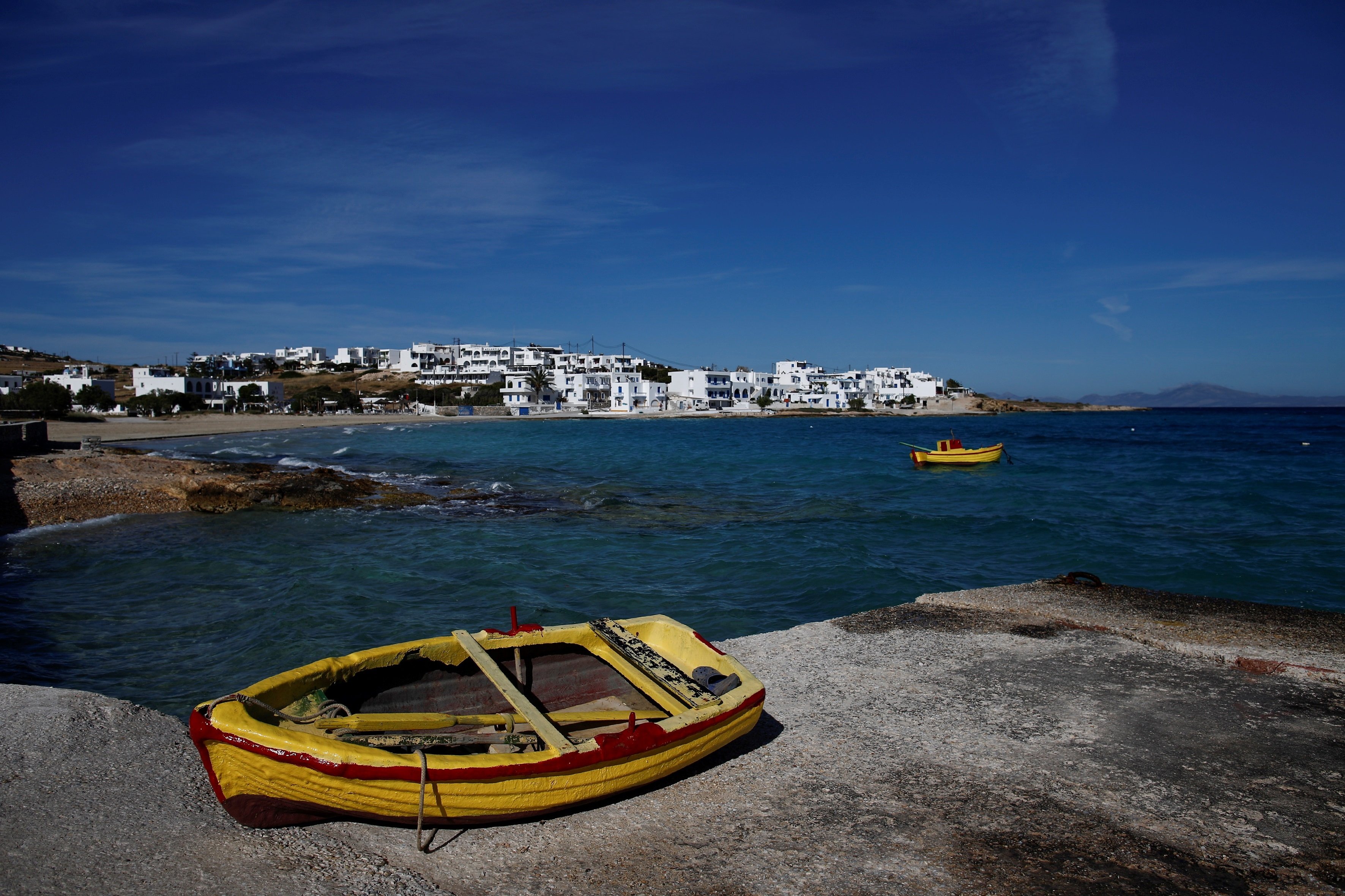 Grecia y Portugal compiten con España para ser la mejor destinación europea