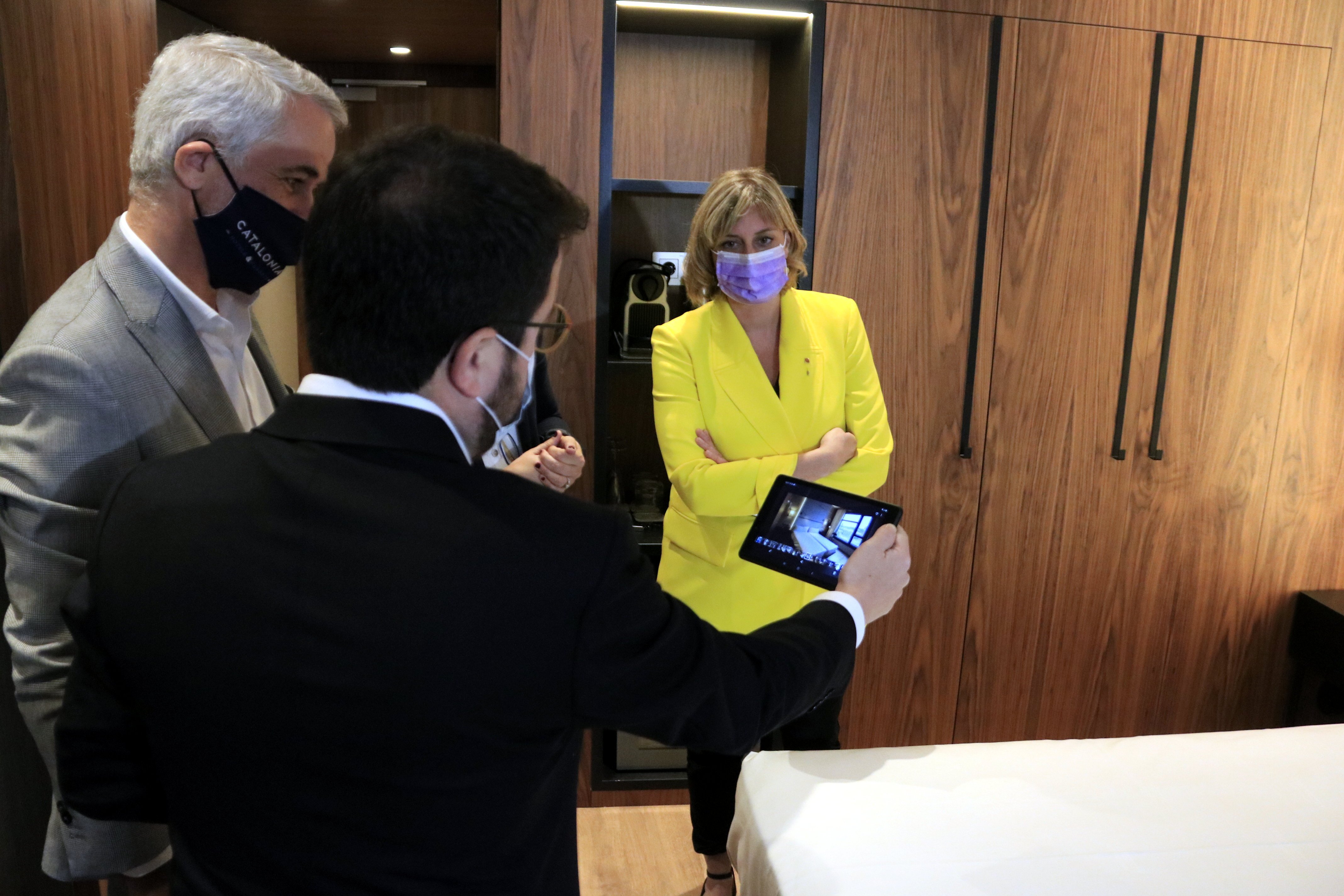 Aragonès ve Catalunya un destino seguro y llama a apoyar el sector